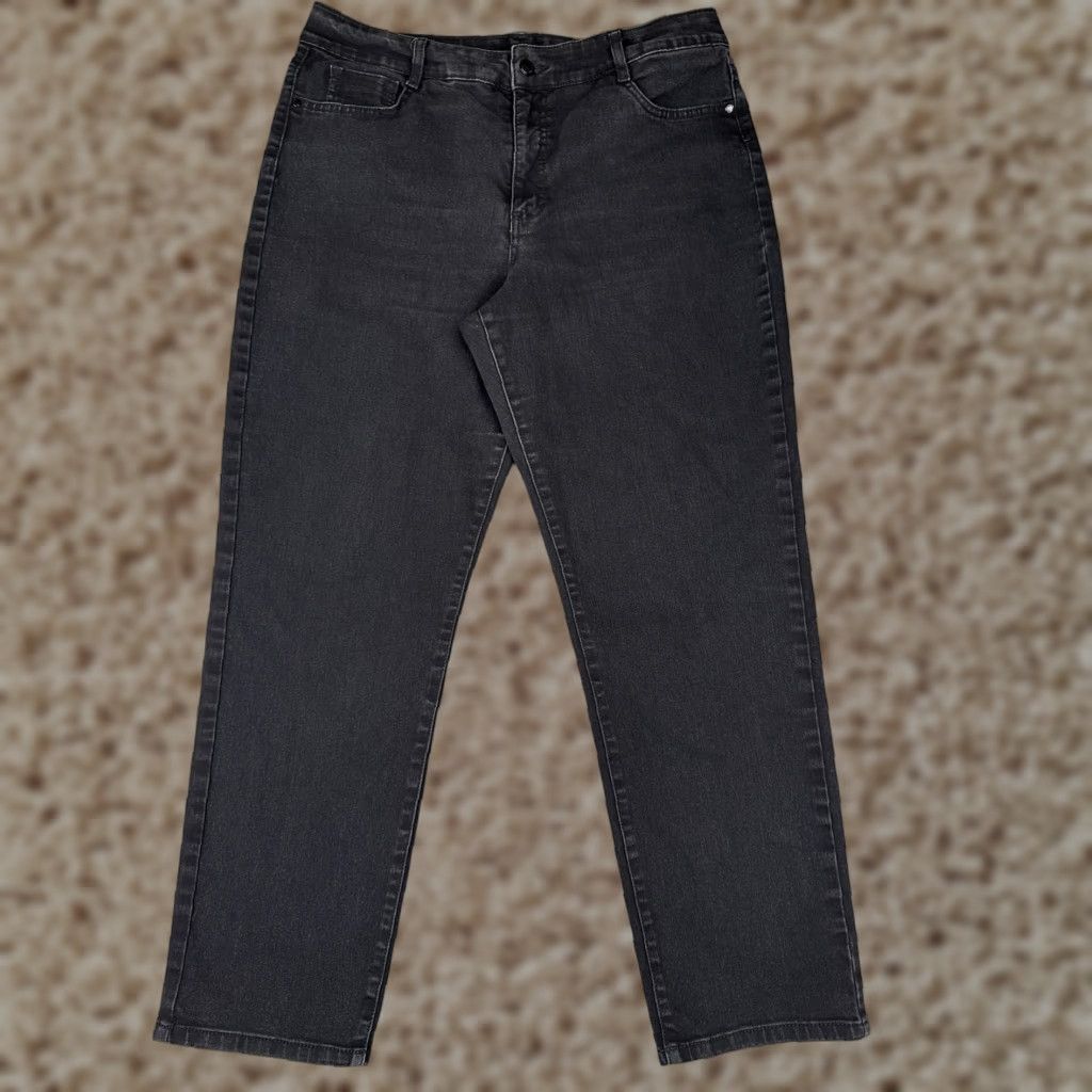 Vintage Bandolino Jeans Women 31x30 Black Denim Straight Leg Washed Zip Fly 5 Pocket Size 24" / US 00 / IT 34 - 1 Thumbnail