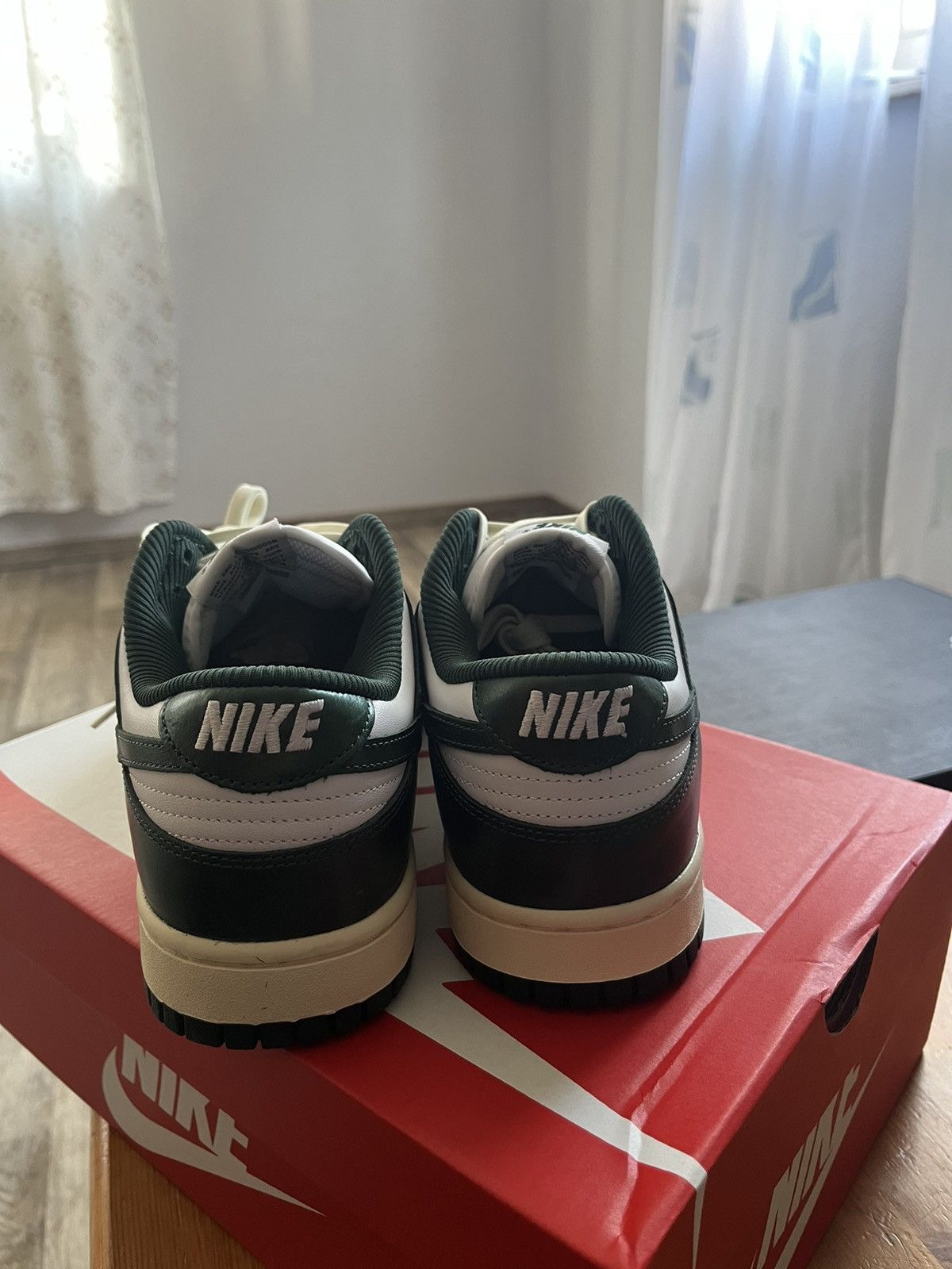 Nike Nike Dunk Low Size US 9.5 / EU 42-43 - 2 Thumbnail