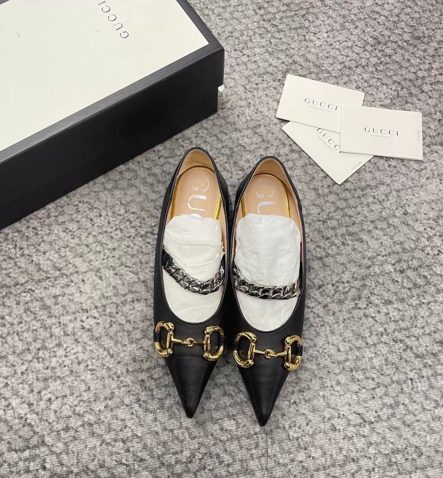 Gucci Gucci Horsebit Black Pointed Toe Flat 36 with Box Size US 5.5 / IT 35.5 - 1 Thumbnail