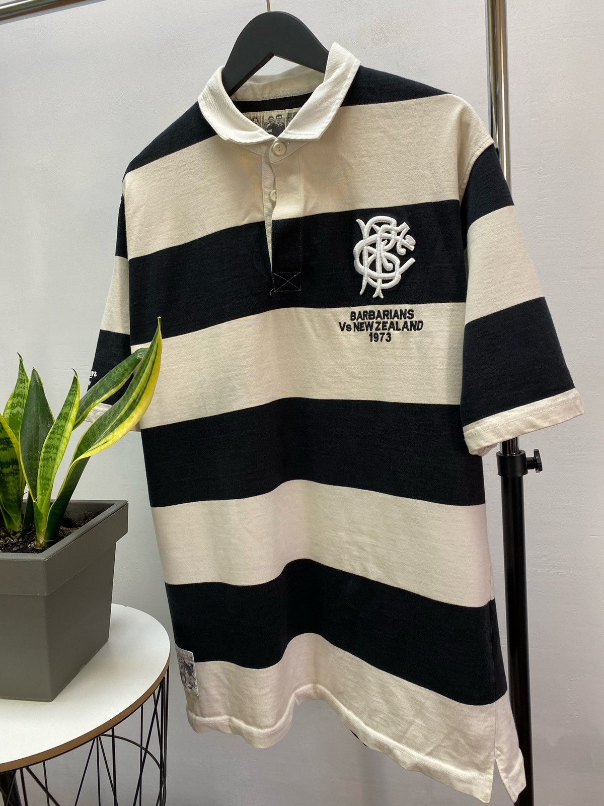 Other Cotton Traders Barbarians VS New Zealand 1973 Polo T Shirt Size US L / EU 52-54 / 3 - 2 Thumbnail
