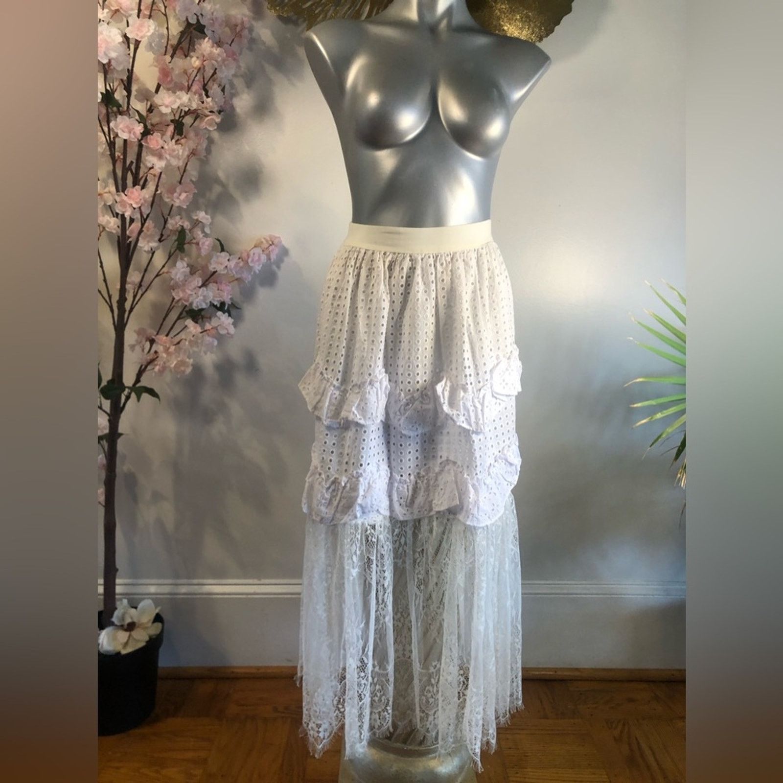 Other Lace skirt maxi white tiered ruffle peasant style. Senlis Size 27" / US 4 / IT 40 - 5 Thumbnail