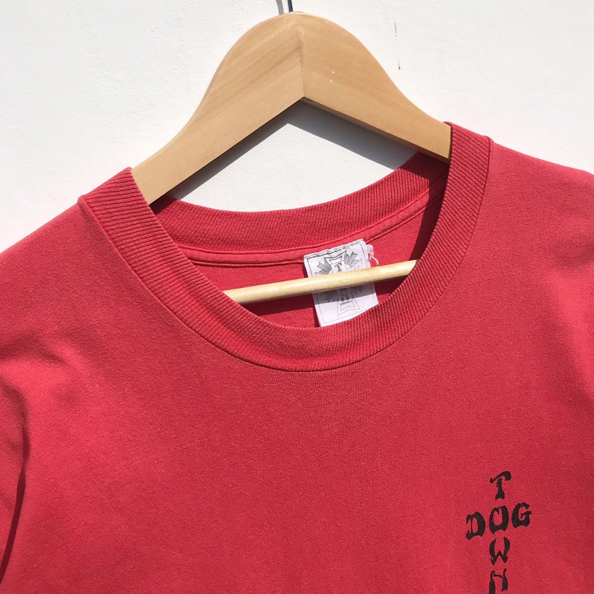 Vintage Vintage 90s Dog Town Flame Shirt Dog Town Skatebording Size US L / EU 52-54 / 3 - 11 Thumbnail