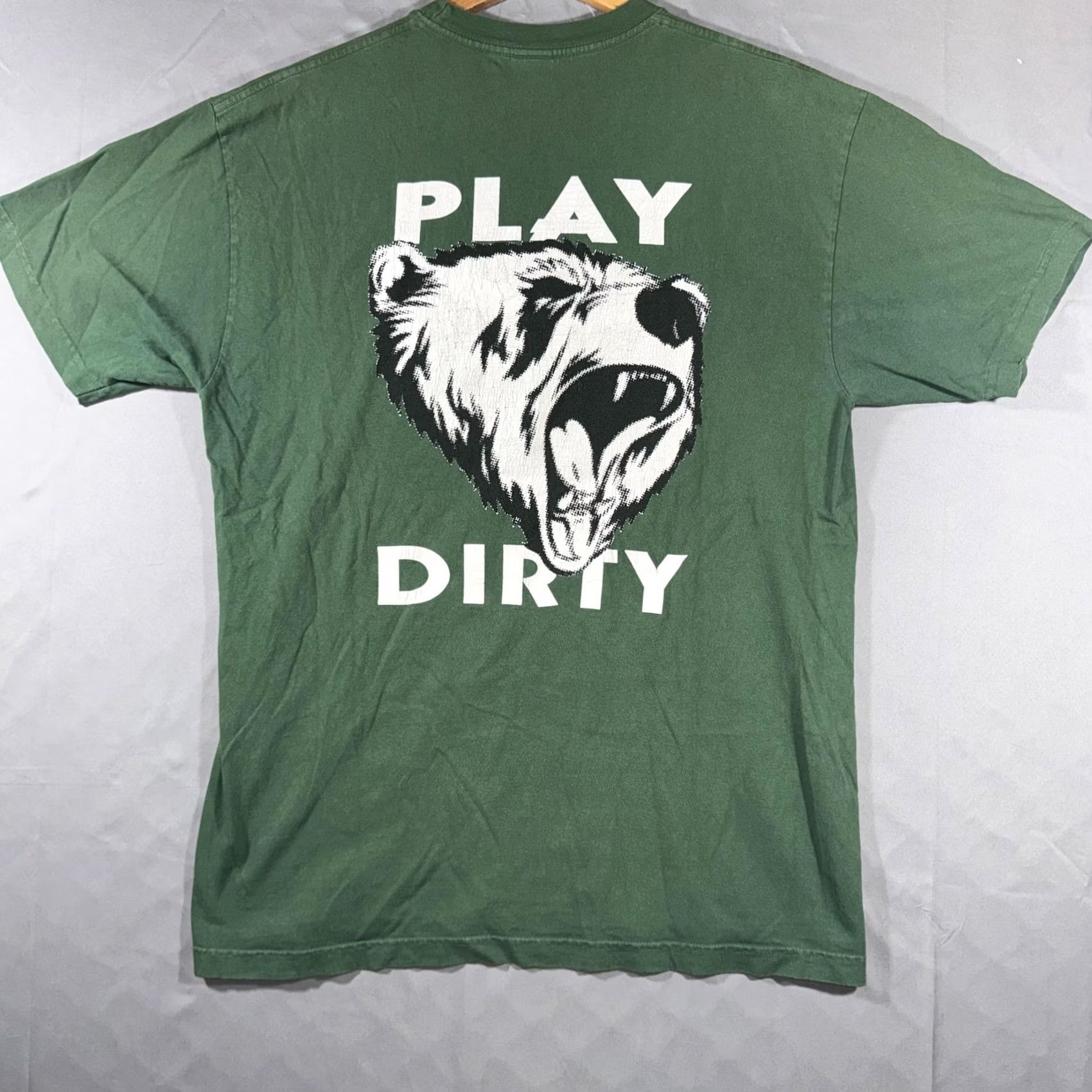 Undefeated Undefeated Shirt Mens Large Green Play Dirty Bear Crewneck Short Sleeve Tee Size US L / EU 52-54 / 3 - 2 Thumbnail