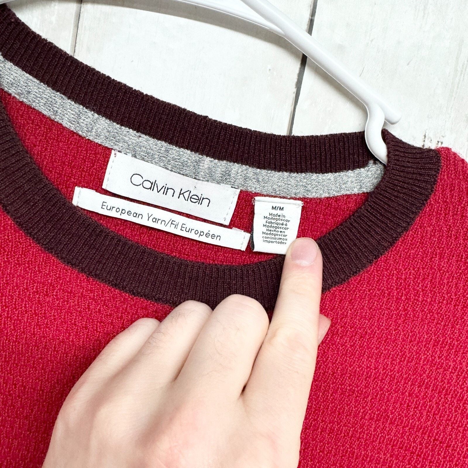 Calvin Klein Calvin Klein Sweater M Crewneck Red Long Sleeve Tight Knit Size US M / EU 48-50 / 2 - 2 Thumbnail