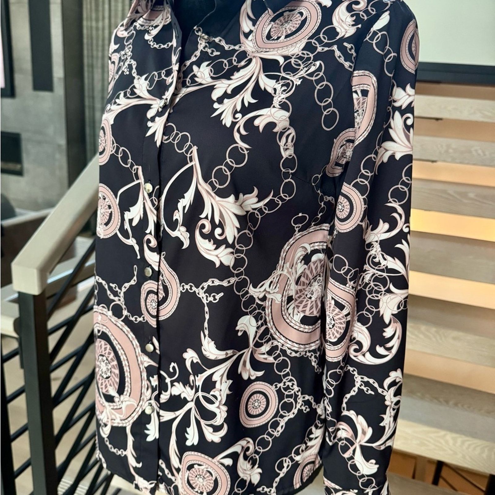 Other New Chic Black and Pink Button Down Shirt size XS Size XS / US 0-2 / IT 36-38 - 6 Thumbnail