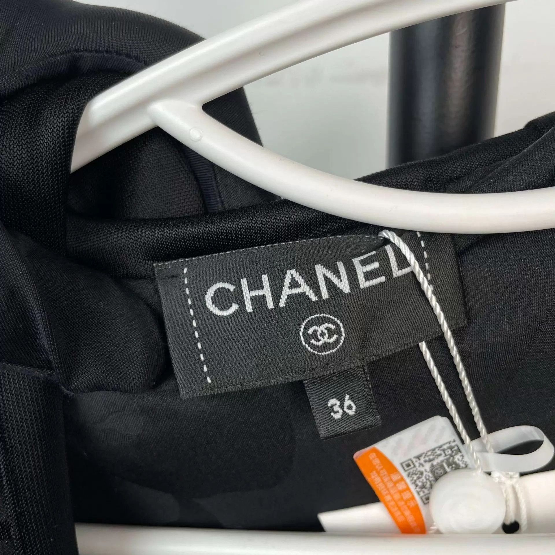 Chanel Chanel Coco Neige Black Crystal-Buttoned Hooded Jkt 36 New Size XS / US 0-2 / IT 36-38 - 4 Thumbnail