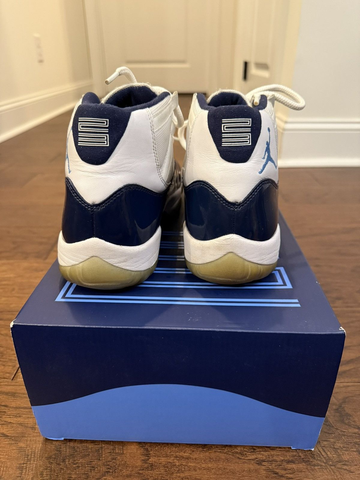 Jordan Brand Air Jordan 11 Retro UNC ‘Win Like 82’ Size 10 Size US 10 / EU 43 - 3 Thumbnail