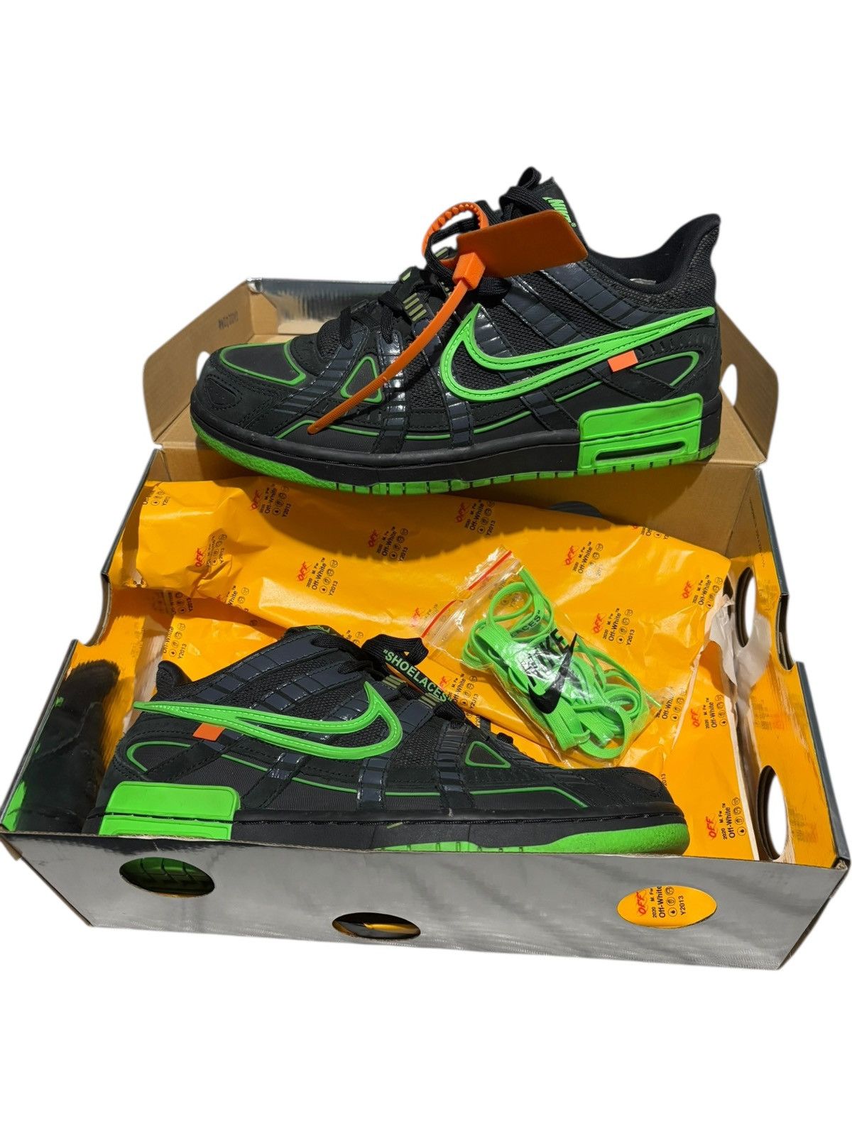 Off-White Nike Air Rubber Dunk Green Strike Sneaker orange