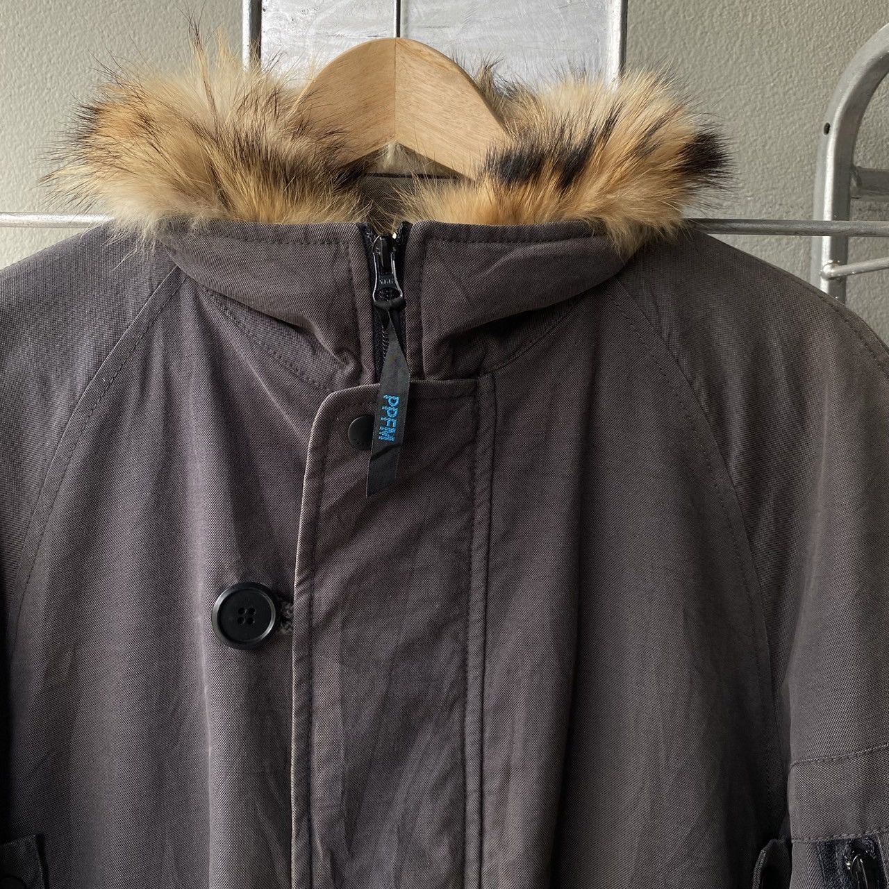 PPFM PPFM Gray Fur-Collar Puffer Jacket Size US L / EU 52-54 / 3 - 16 Thumbnail