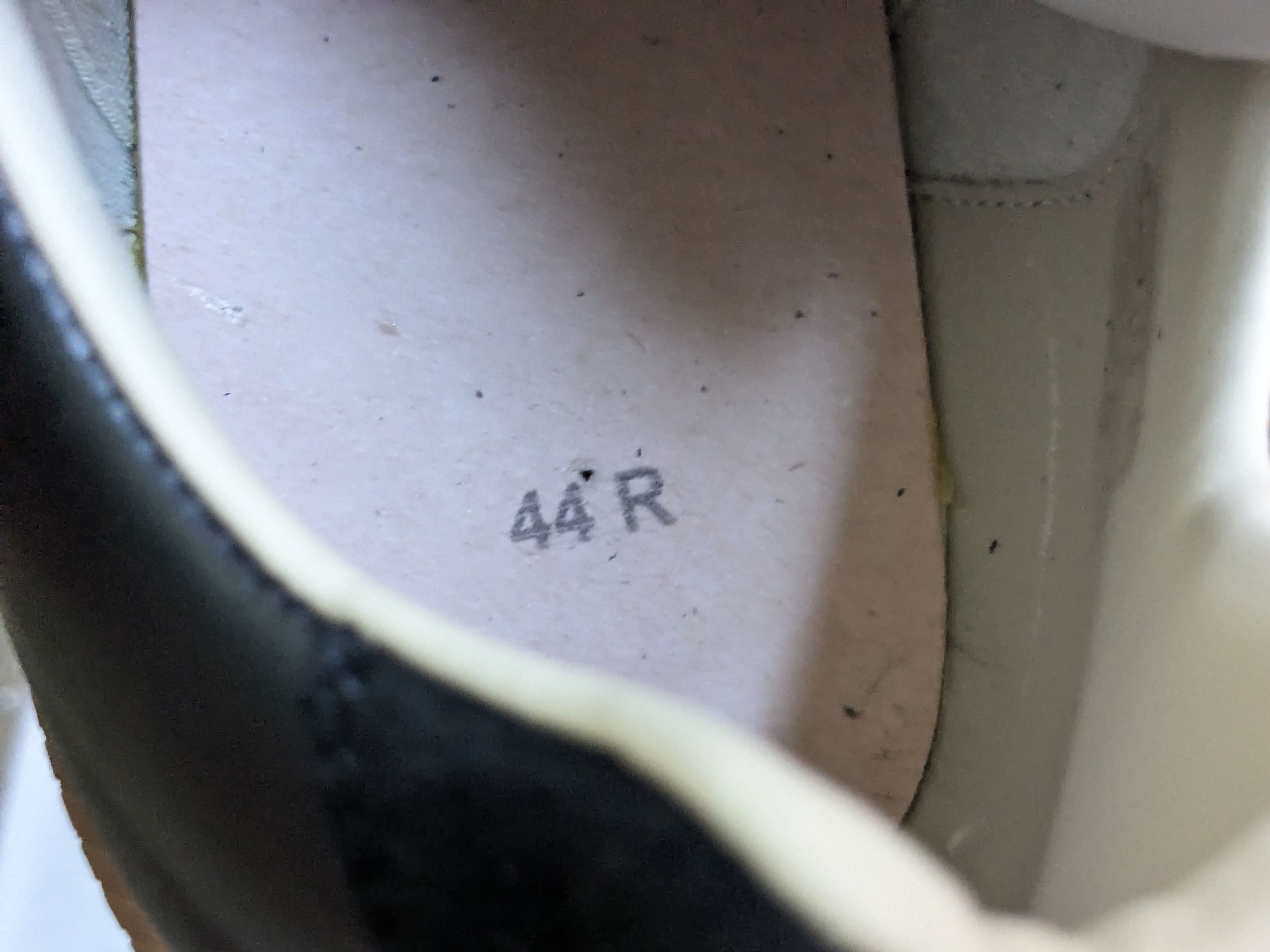 Maison Margiela Maison Margiela Replica GAT Black 11 44 Low Tops Gum Size US 11 / EU 44 - 6 Thumbnail