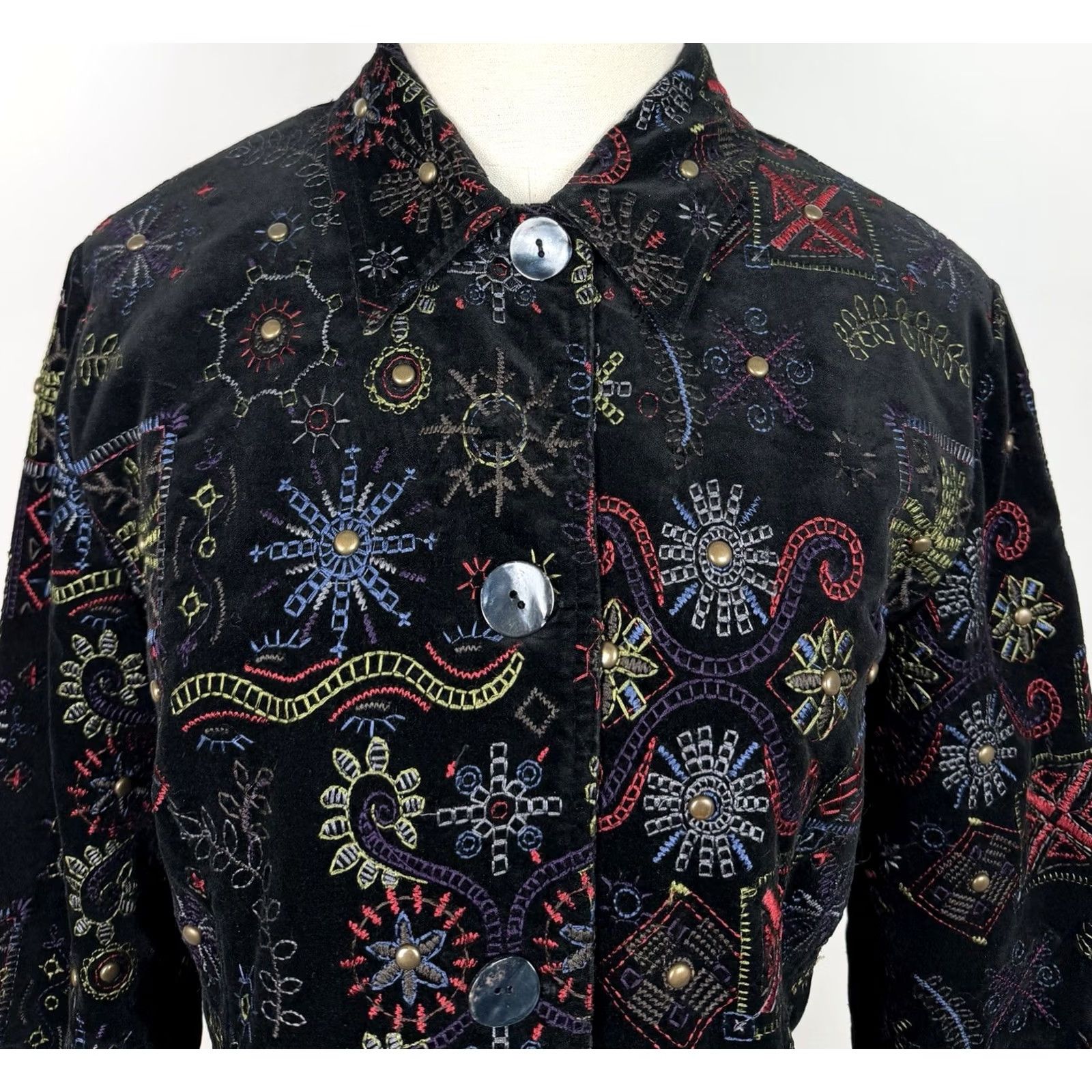 Vintage Chicos Jacket Womens Small Black Velvet Embroidered Studded 90s Bohemian Western Vintage Coat Short Sleeve Button Front Stretch Size S / US 4 / IT 40 - 3 Thumbnail