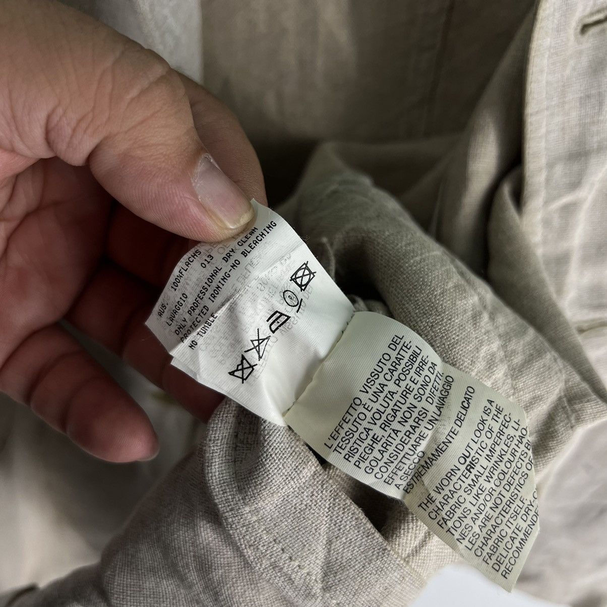 Armani Collezioni 🔥VINTAGE CHORE JACKET ARMANI COLLEZIONI MADE IN ITALY Size US M / EU 48-50 / 2 - 10 Thumbnail