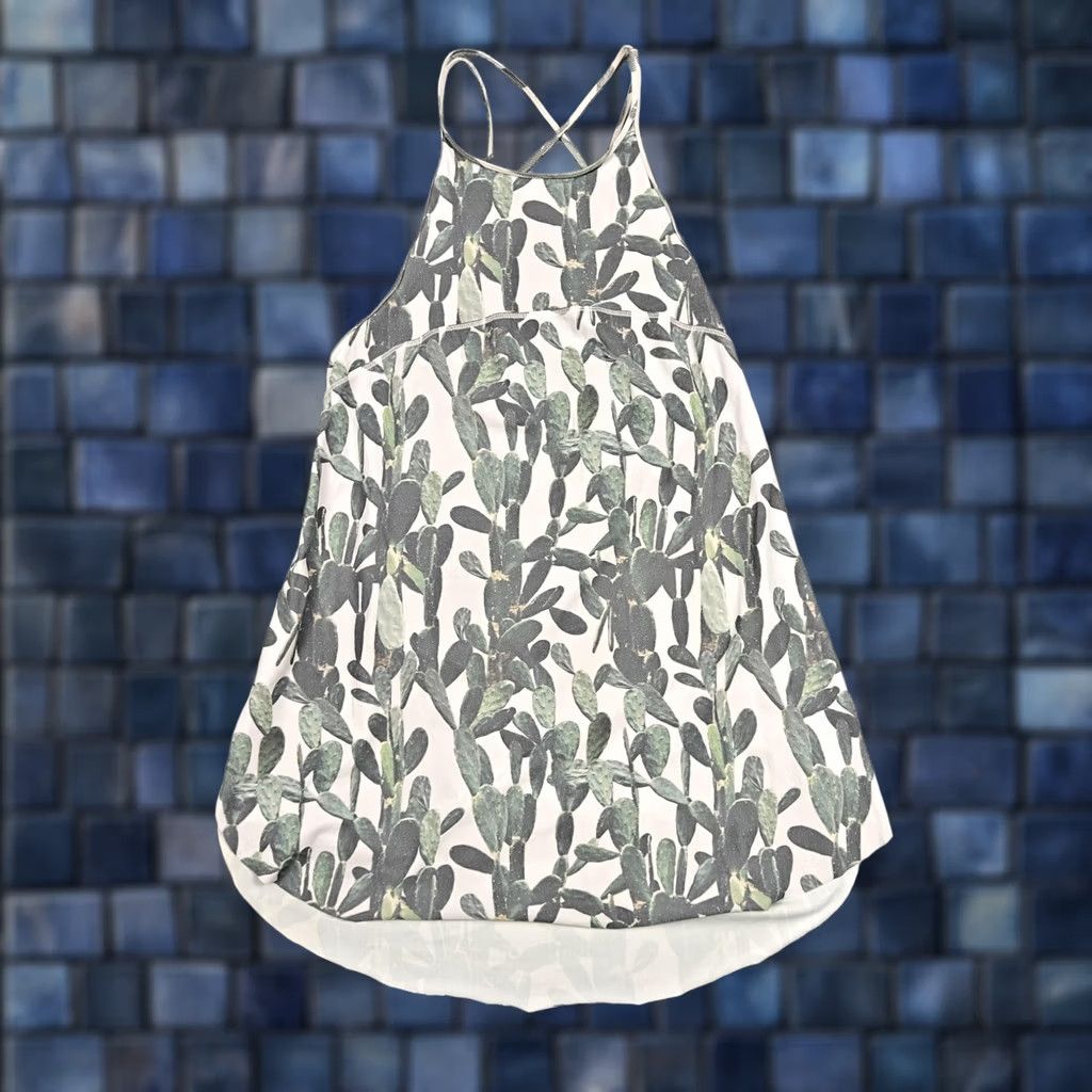 Lululemon Lululemon Tank Top Womens 8 Green Cactus Print Halter Strappy Yoga Athletic Shirt Camisole Sleeveless Racerback Short URL: N/A Size M / US 6-8 / IT 42-44 - 1 Thumbnail