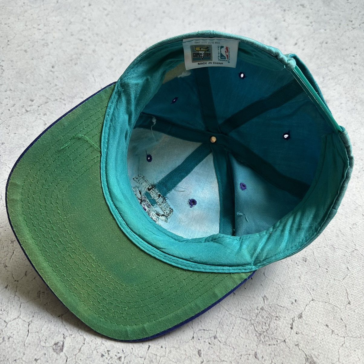 NBA × Vintage Vintage 90s NBA Charlotte Hornets SnapBack Hat Size ONE SIZE - 7 Thumbnail