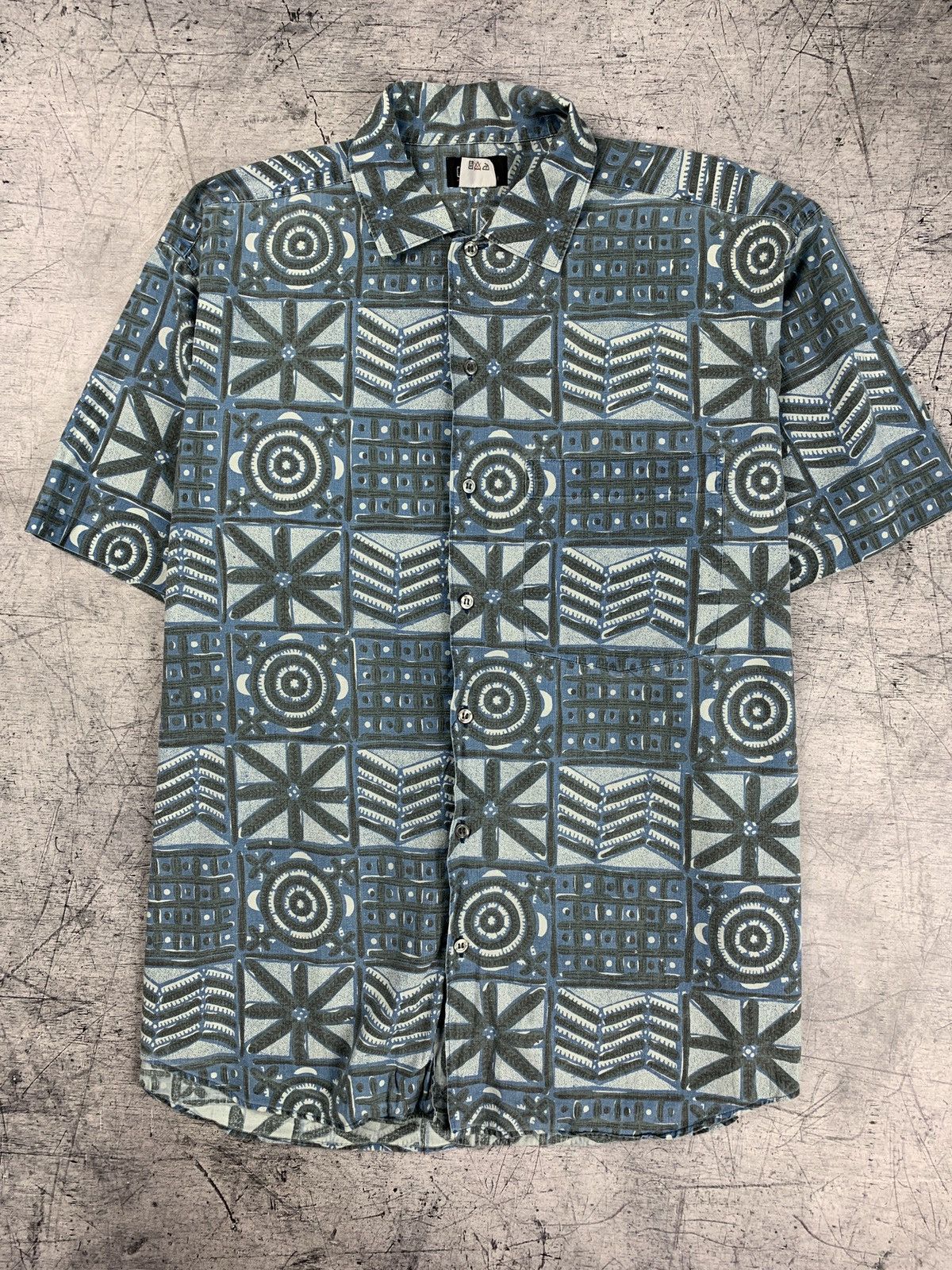Japanese Brand Iconic Vintage Crazy Art Hawaiian Shirt Men’s Size M Blue Size US M / EU 48-50 / 2 - 1 Thumbnail