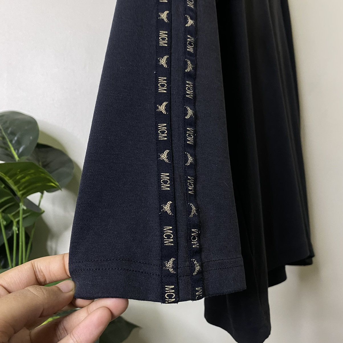 MCM MCM Legere Sidetape L/S T Shirt Size US L / EU 52-54 / 3 - 4 Thumbnail