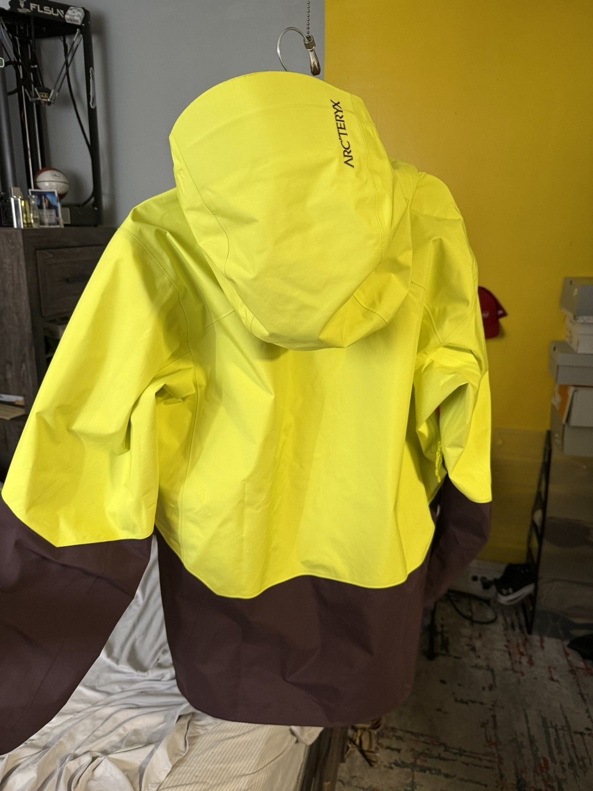 Arc'teryx Arc’teryx Rush Jacket Men’s medium (never worn) Size US M / EU 48-50 / 2 - 3 Thumbnail