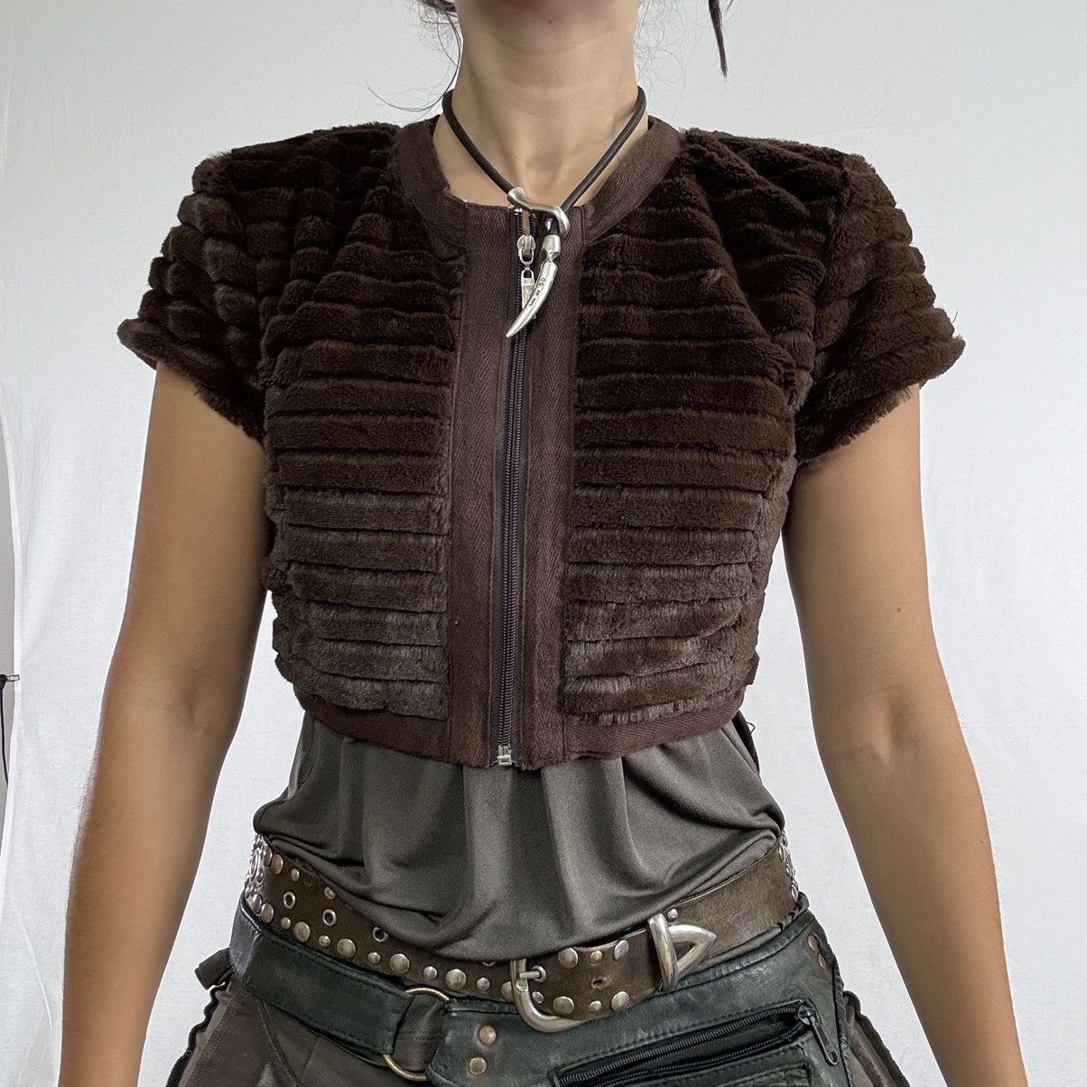 Other Faux fur cropped bolero brown textured shrug with zip front Size S / US 4 / IT 40 - 3 Thumbnail