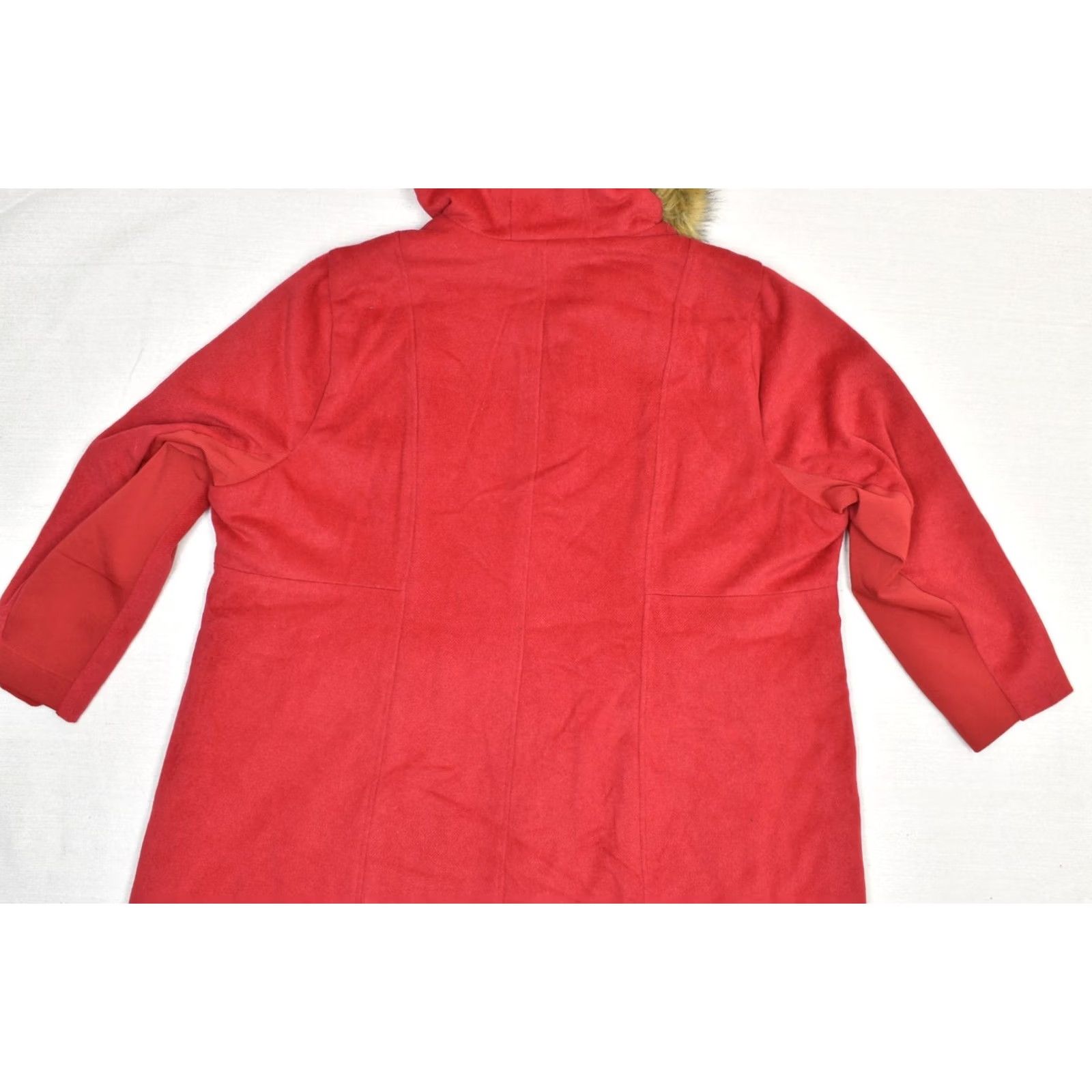 Torrid VINTAGE? No. Torrid Parka Coat Wool Blend Hooded Zip Front Red 5X 28 Women Plus Size Wool Winter Coat Womens Size XXL / US 16-18 / IT 52-54 - 2 Thumbnail