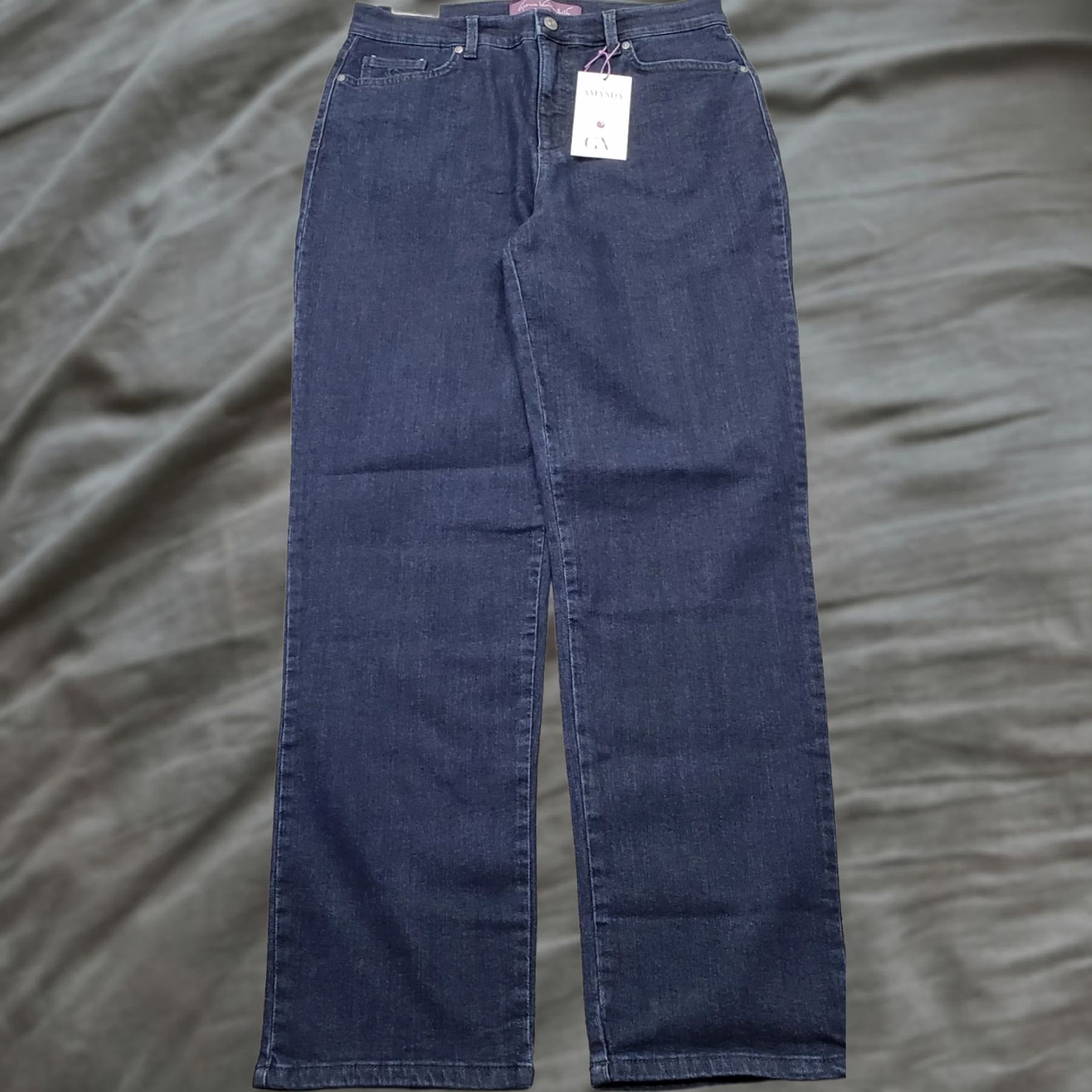 Gloria Vanderbilt Gloria Vanderbilt Womens 12 Blue Denim Straight Jeans Amanda Stretch Slimming 5-Pocket Design Regular Inseam 30.75" 32 Waist NWT Mens? Size 34" / US 12 / IT 48 - 1 Thumbnail