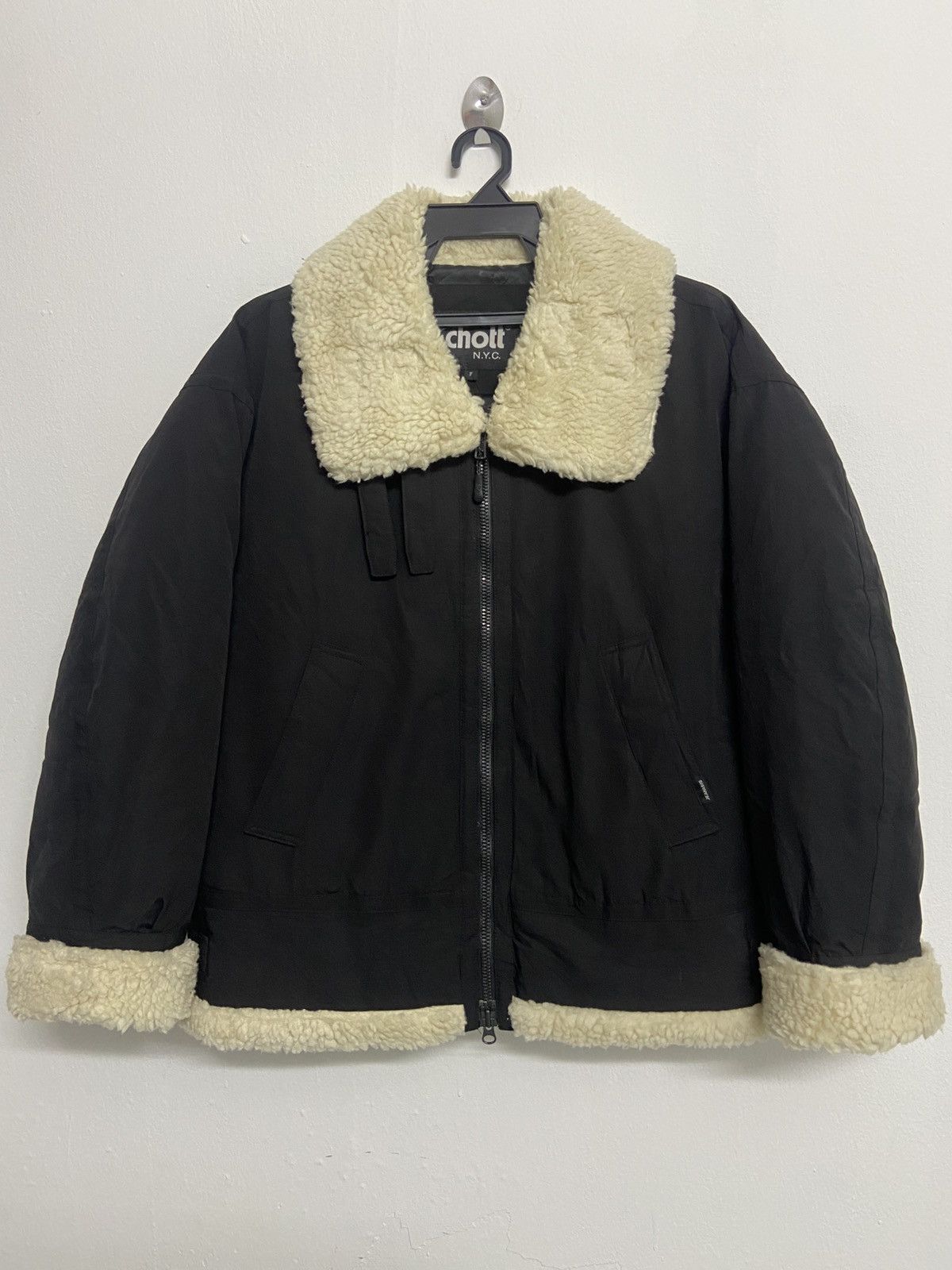 Schott SCHOTT Jacket B3 Military Style Sherpa Jacket Size US M / EU 48-50 / 2 - 1 Thumbnail