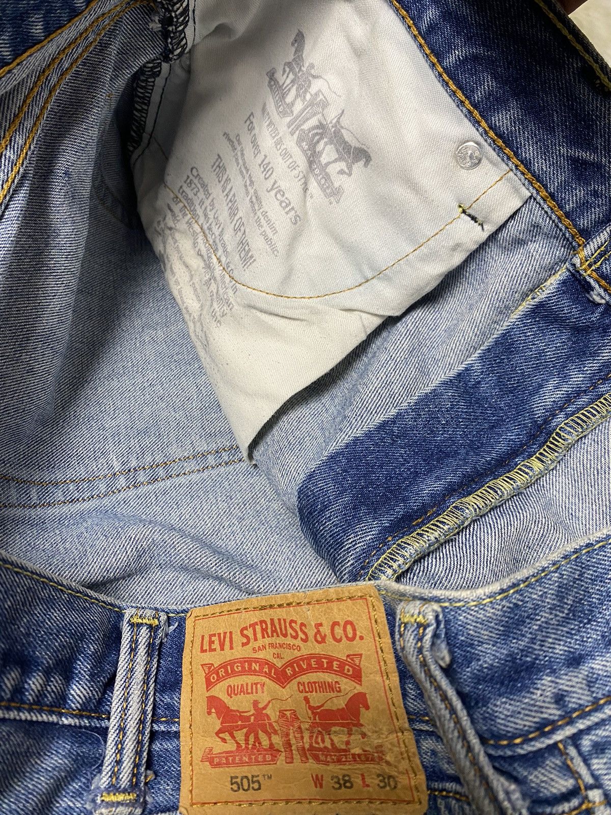 Levi's × Vintage Levi’s 505 Size US 38 / EU 54 - 15 Thumbnail