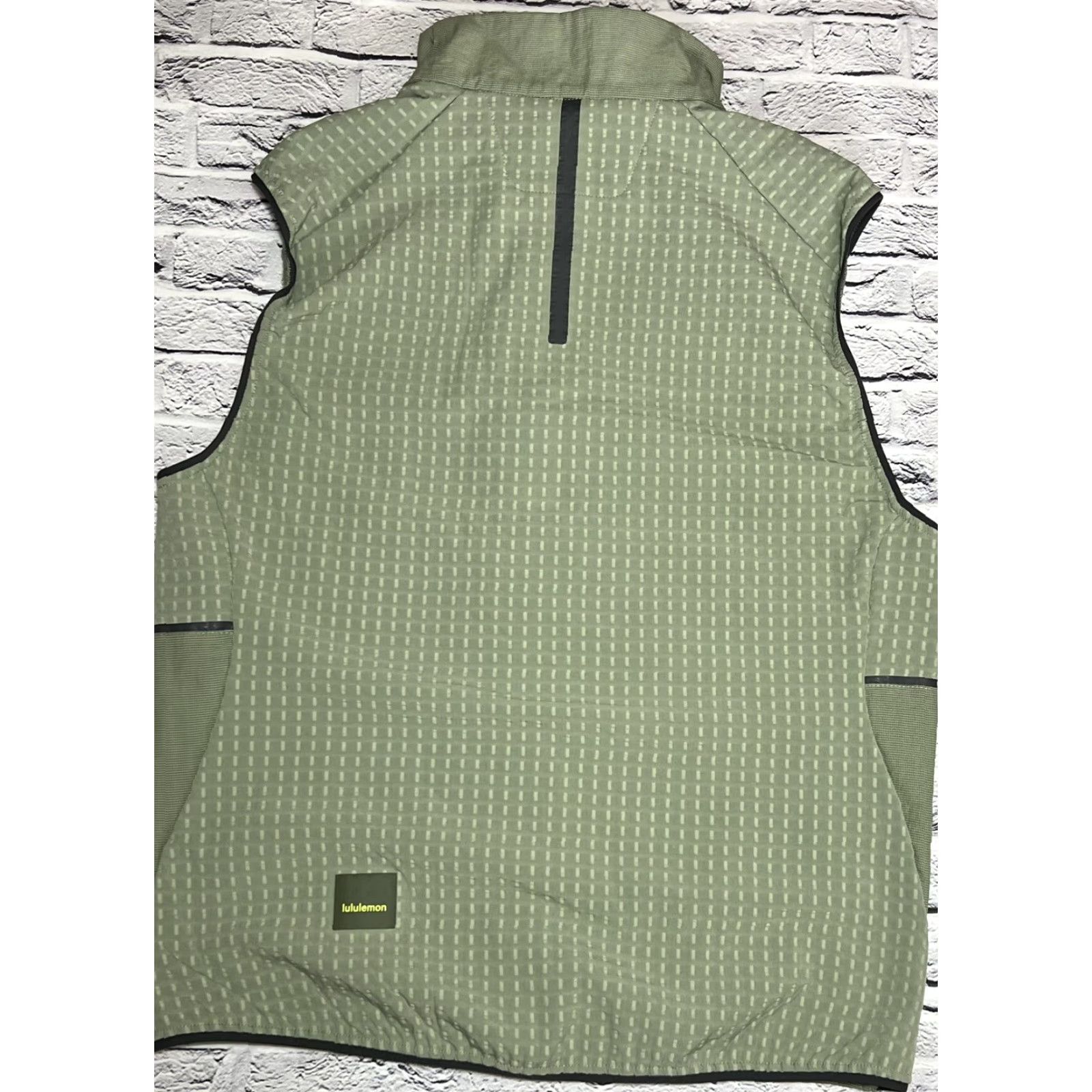 Lululemon Lululemon Men's Water-Repellent Fleece Hiking Vest Adult S Green Vest Mens Size US S / EU 44-46 / 1 - 3 Thumbnail