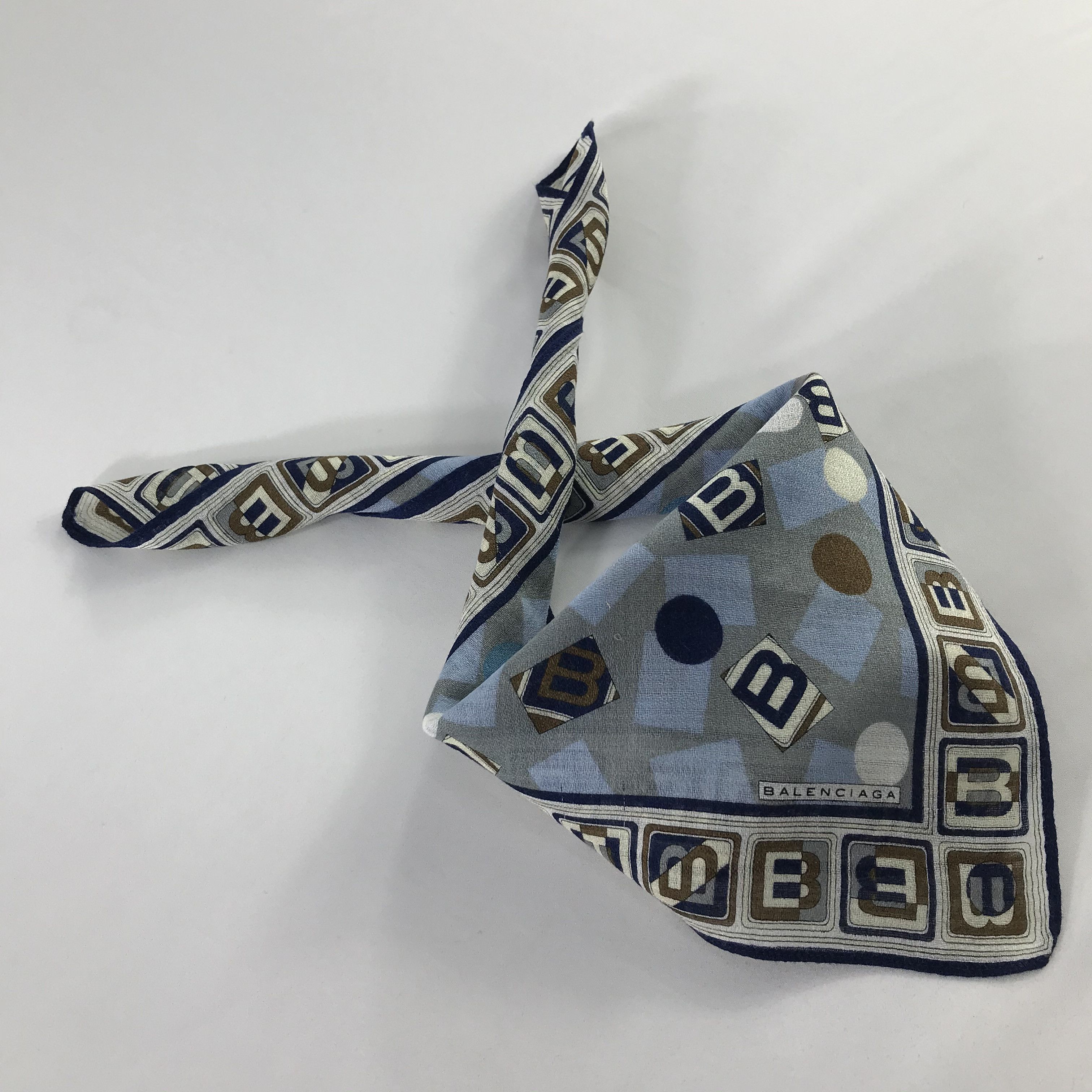 Vintage Vintage Balenciaga Bandana / Handkerchief /Neckerchief -S761 Size ONE SIZE - 4 Thumbnail