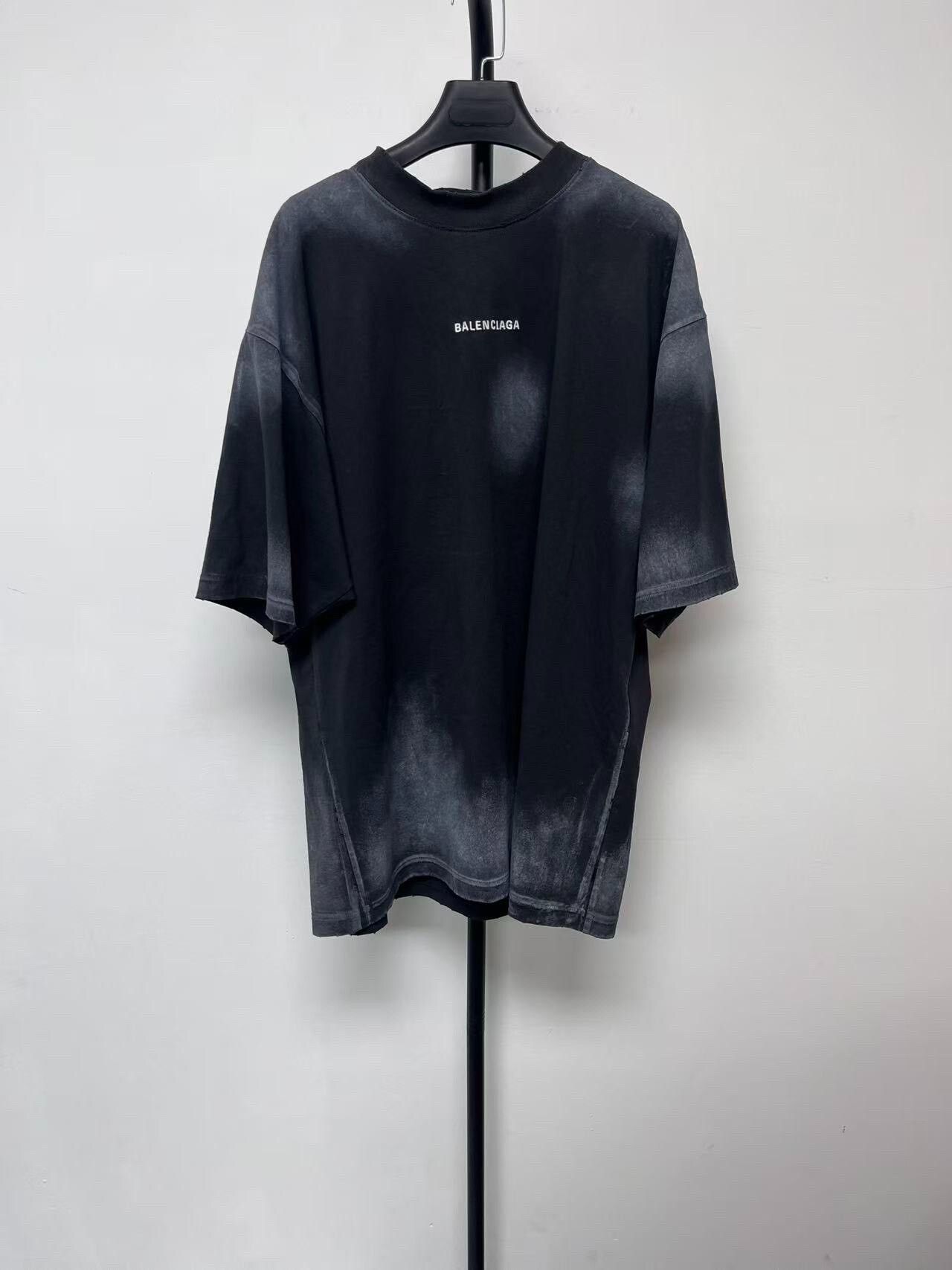 Balenciaga Balenciaga Black Short Sleeve Knit T-Shirt Size US L / EU 52-54 / 3 - 1 Thumbnail