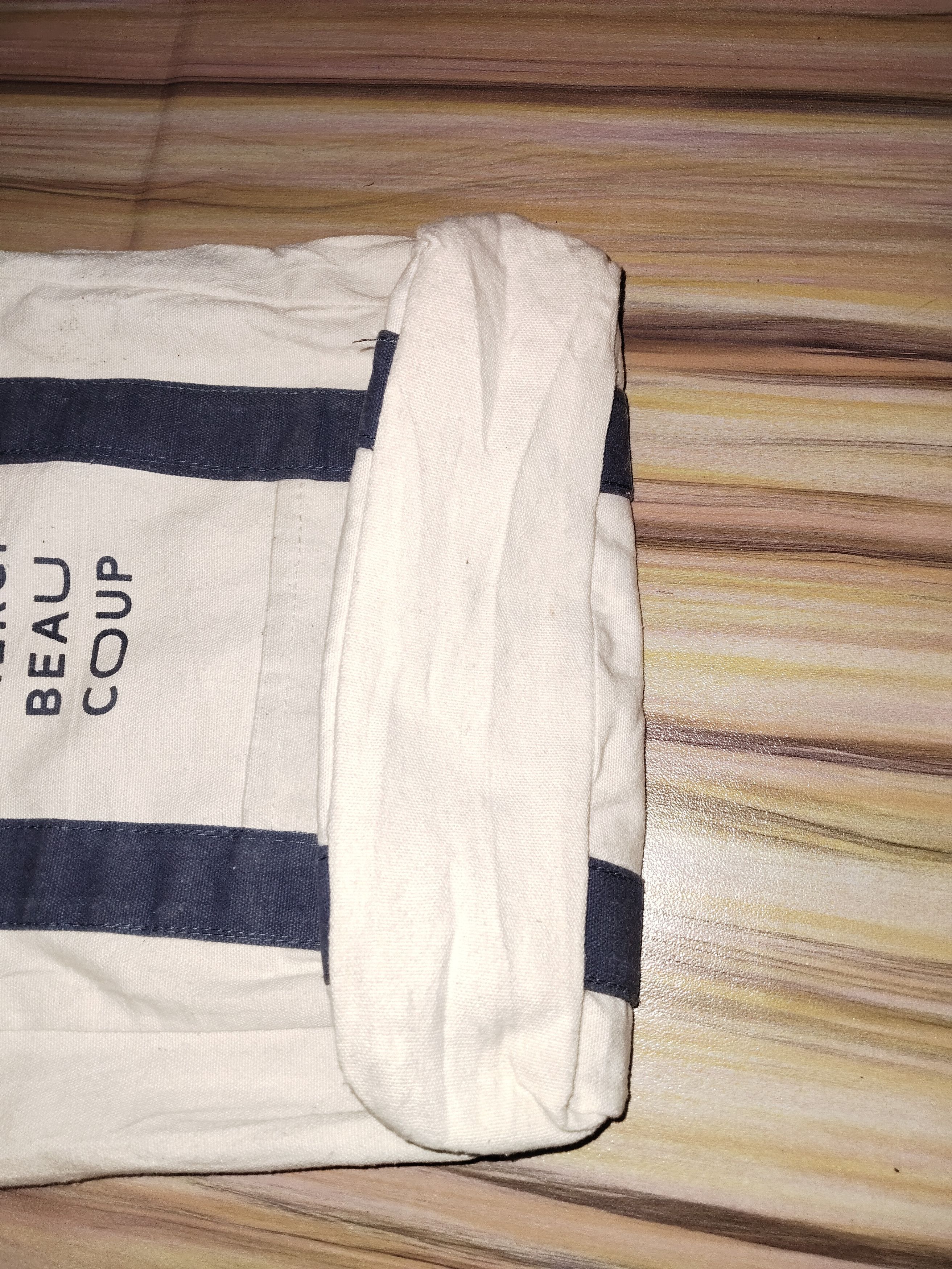 mercibeaucoup MERCIBEAUCOUP Sling Bag ISSEY MIYAKE Size ONE SIZE - 2 Thumbnail