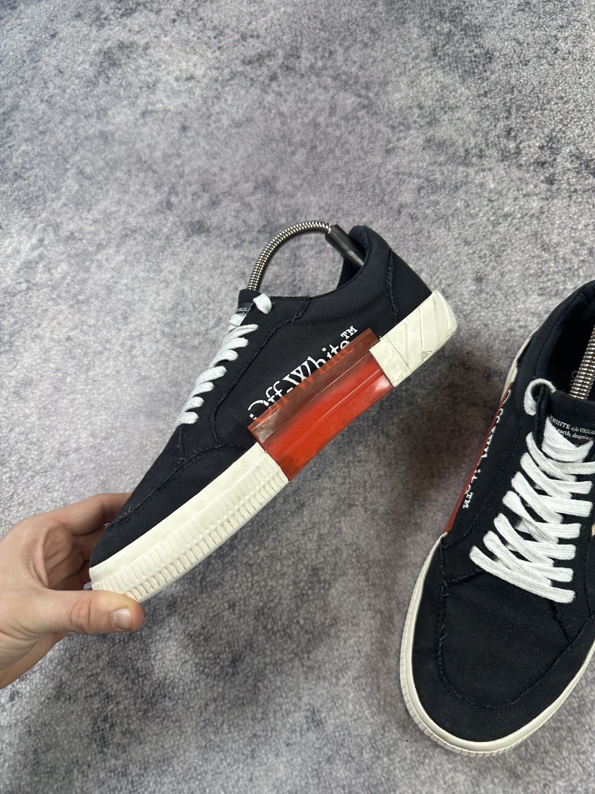 Off-White Vintage Logo Off-White Sneakers Style Rare USA 43 Shoelaces Size US 10 / EU 43 - 4 Thumbnail