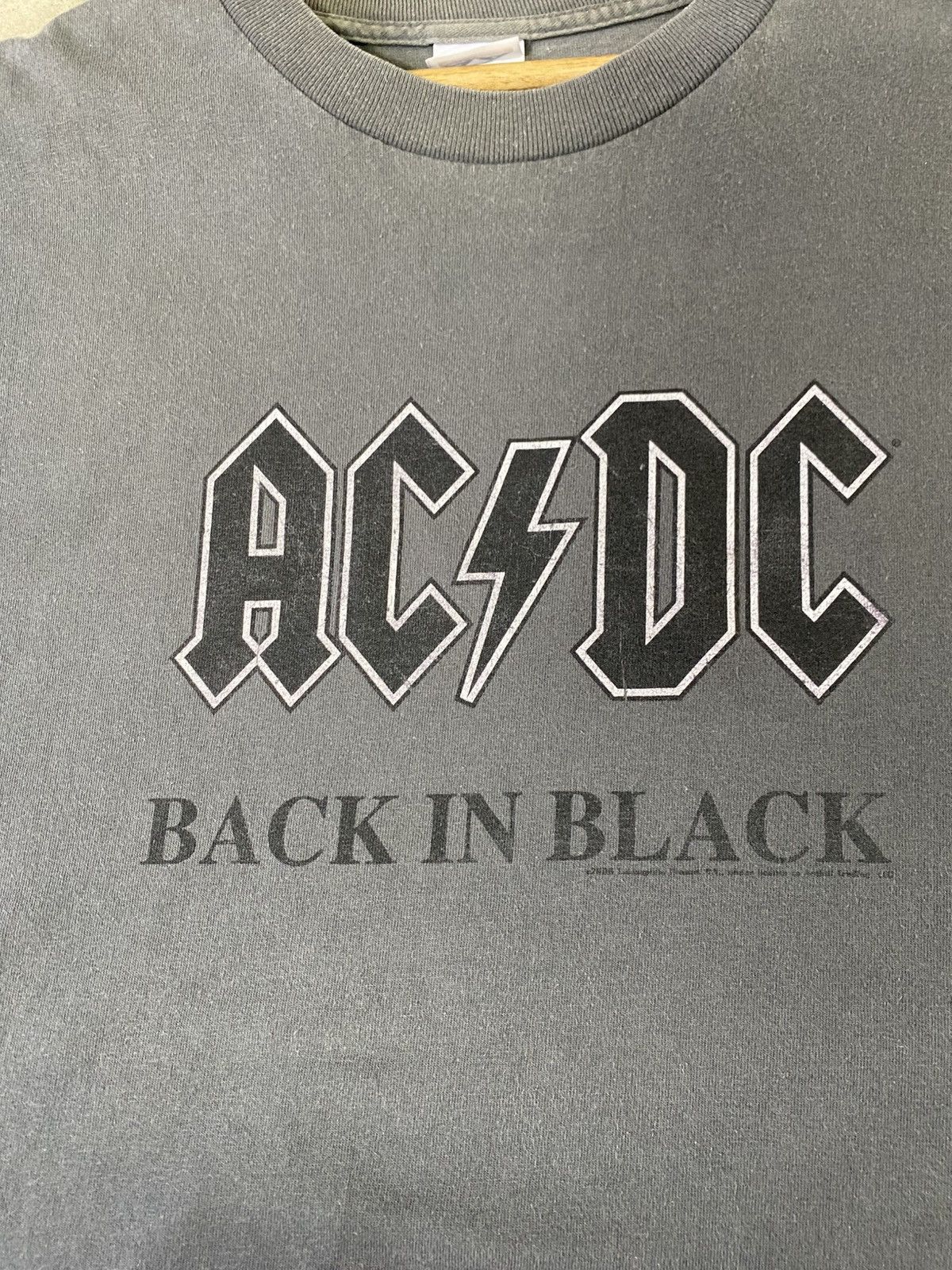 AC/DC Rare Vintage ACDC Back In Black Tee Shirt Size US L / EU 52-54 / 3 - 6 Thumbnail