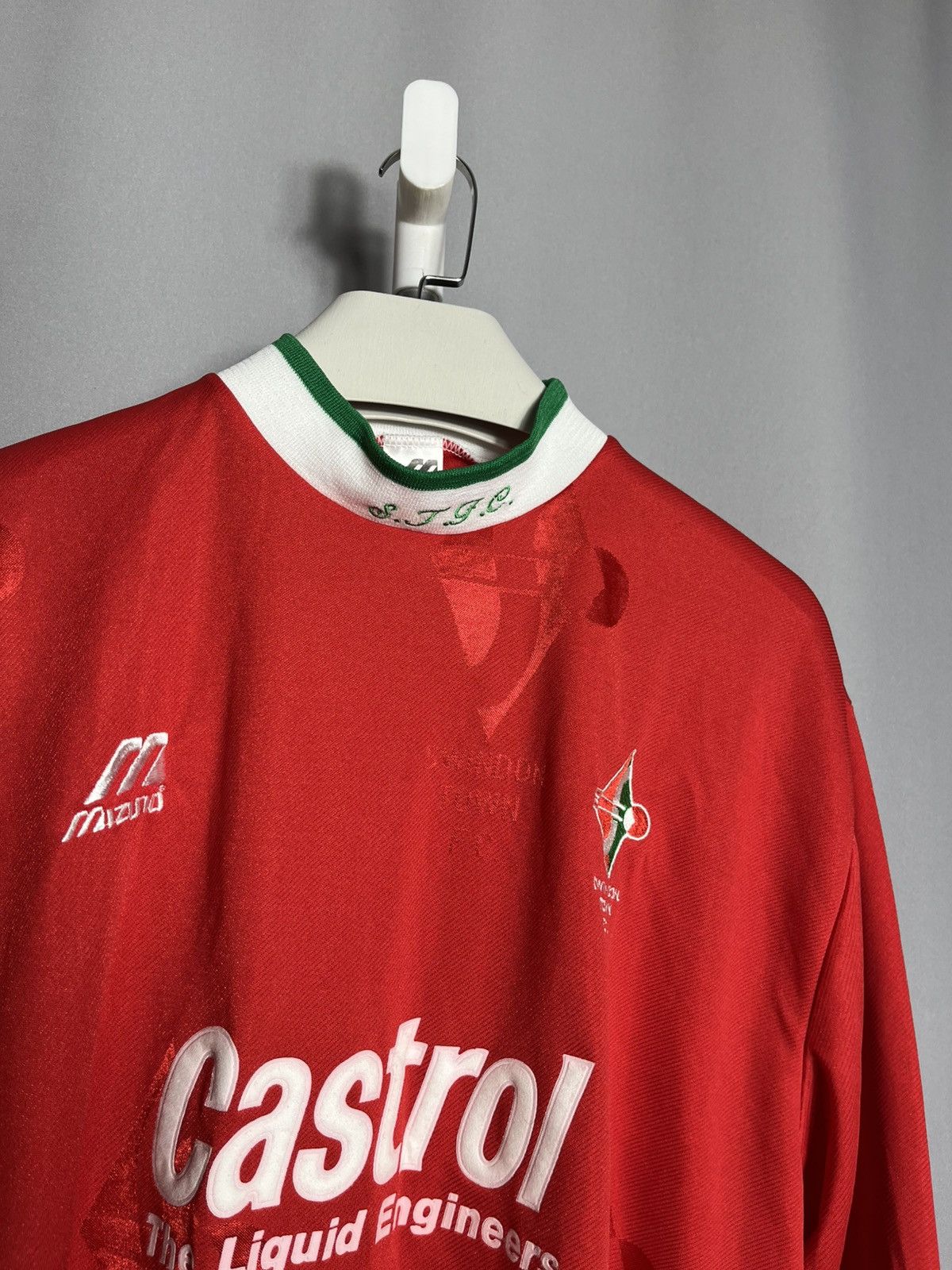 Mizuno SWINDON TOWN 1995 1996 1997 HOME FOOTBALL MIZUNO JERSEY Size US XL / EU 56 / 4 - 2 Thumbnail