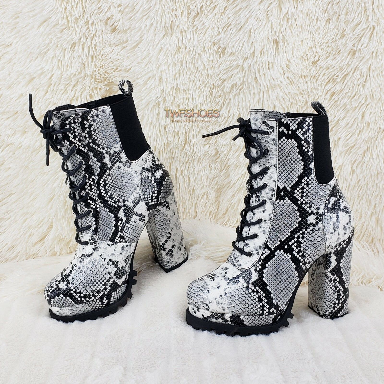 Other CR Winnie Lace Up Ankle Boots 4.5" Chunky Block Heels 6 -11 Size US 8.5 / IT 38.5 - 9 Thumbnail