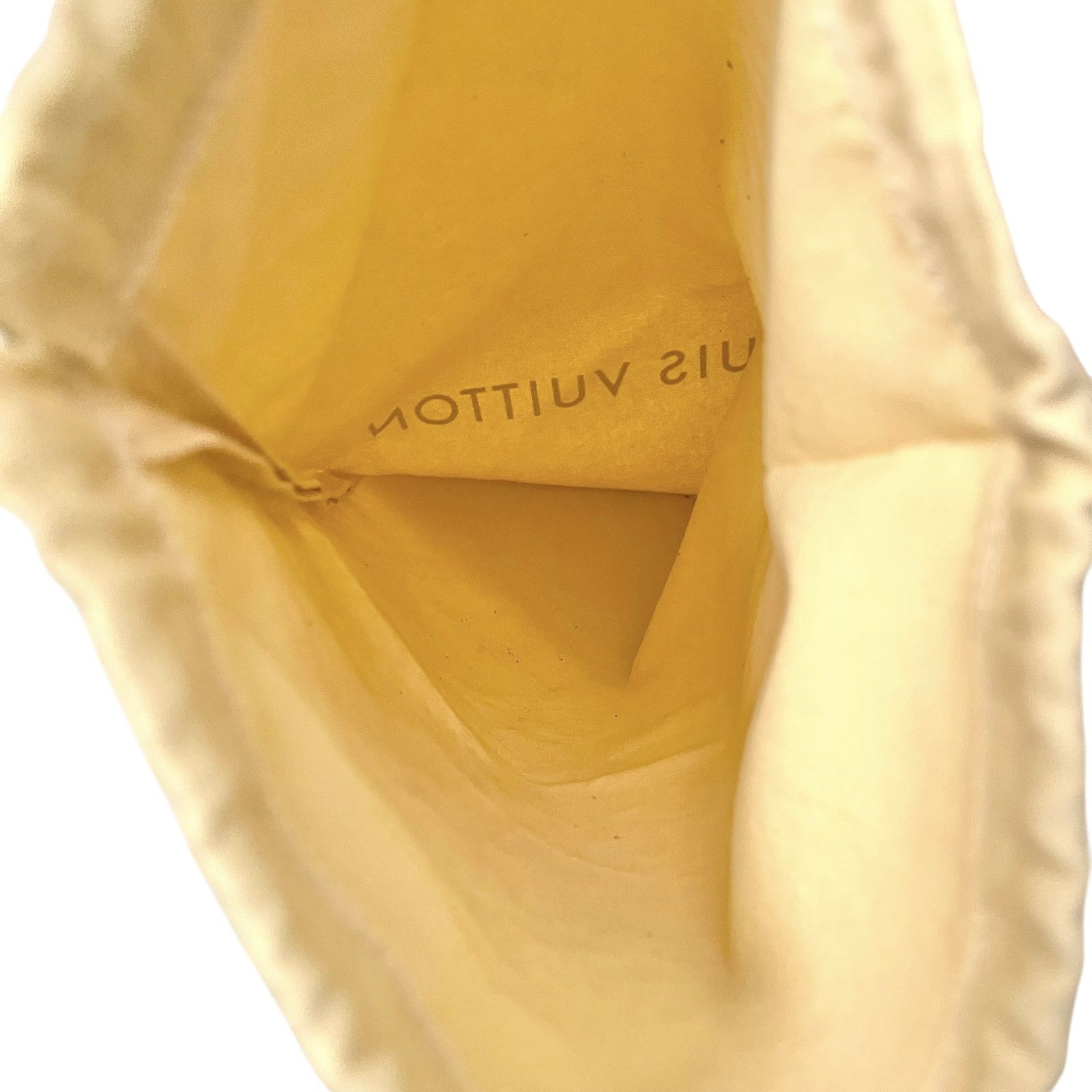 Louis Vuitton Louis Vuitton Cream Drawstring Dust Bag 9"x 15.5" Size ONE SIZE - 3 Thumbnail