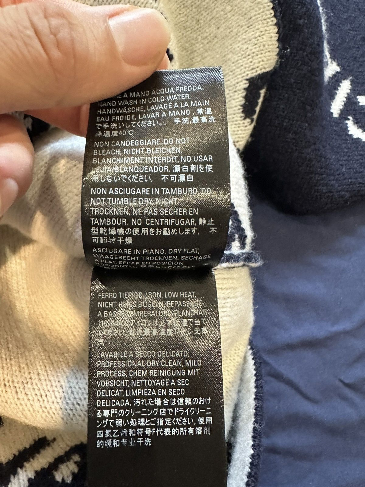 Balenciaga Balenciage logo sweater Size US S / EU 44-46 / 1 - 10 Thumbnail