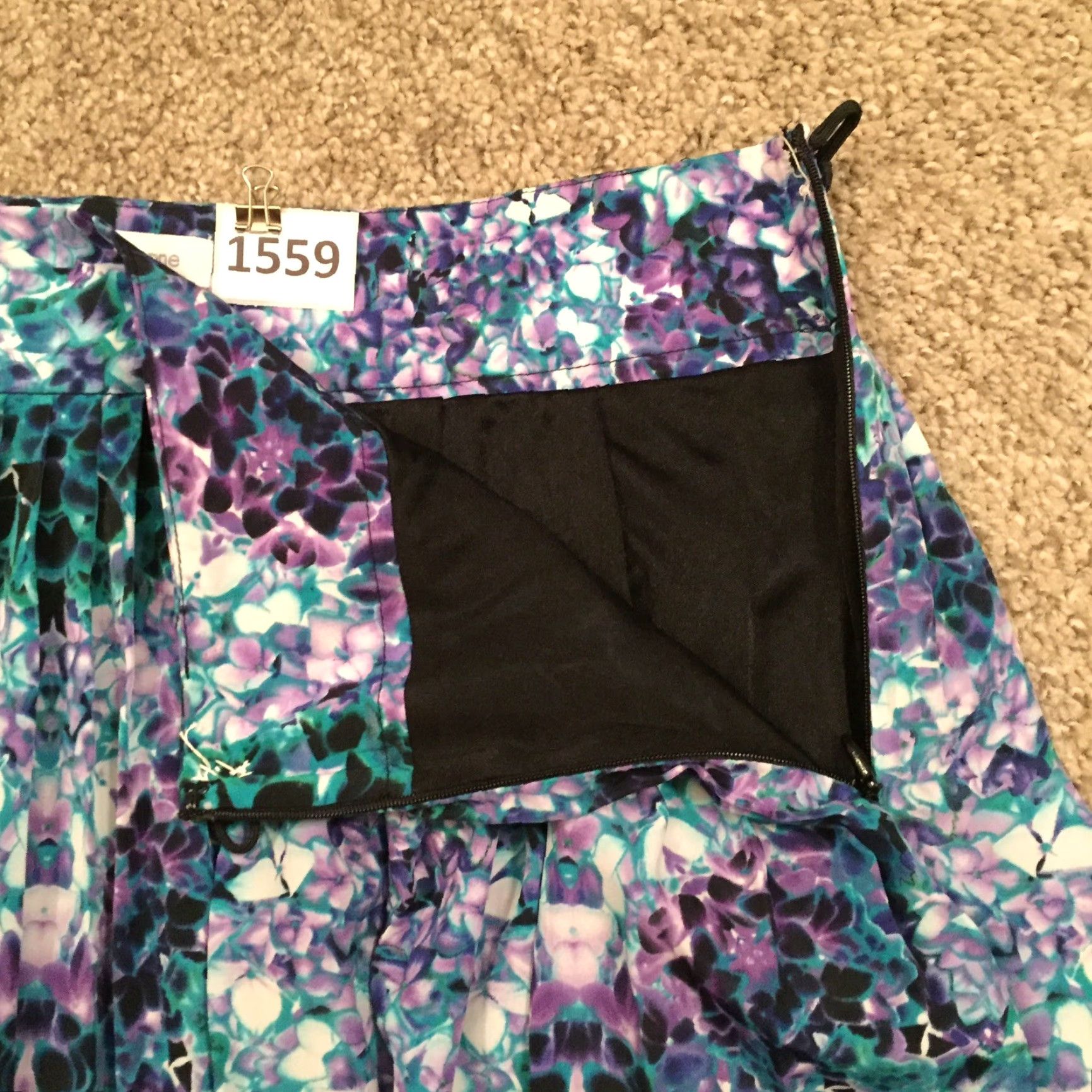 Liz Claiborne Liz Claiborne Skirt Knee Length Womens 10 Blue Geometric Pleated Lined Polyester Size 32" / US 10 / IT 46 - 4 Thumbnail