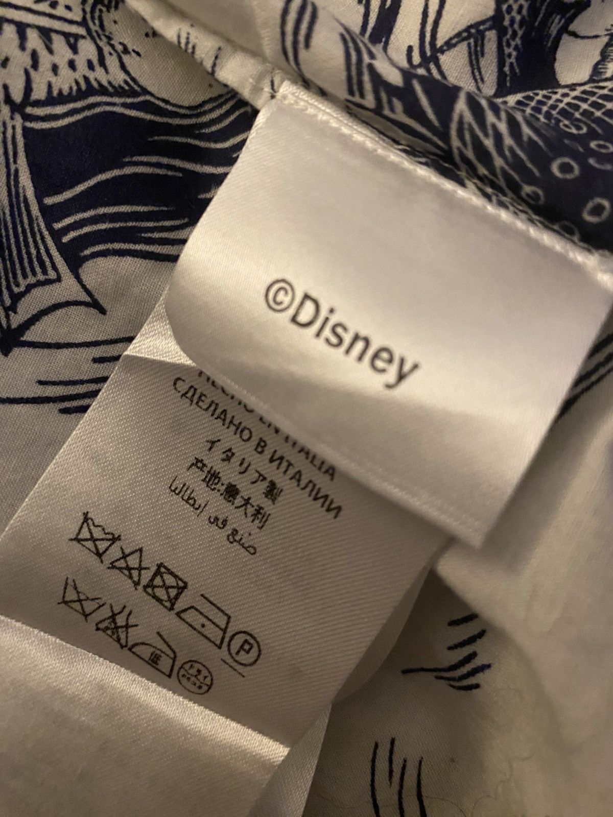 Disney × Gucci Gucci x Disney Pirates Print Shirt (Collector’s Piece) Size US M / EU 48-50 / 2 - 6 Thumbnail