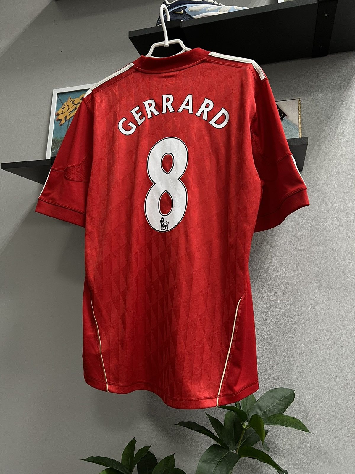 Nike LIVERPOOL 2011 FOOTBALL SHIRT SOCCER JERSEY ADIDAS GERRARD Size US L / EU 52-54 / 3 - 6 Thumbnail