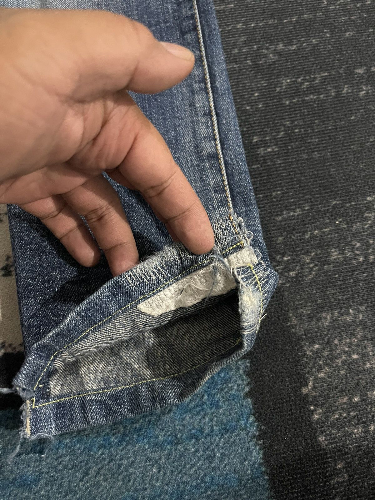 Armani Armani Jeans Distressed Denim Size US 29 - 11 Thumbnail
