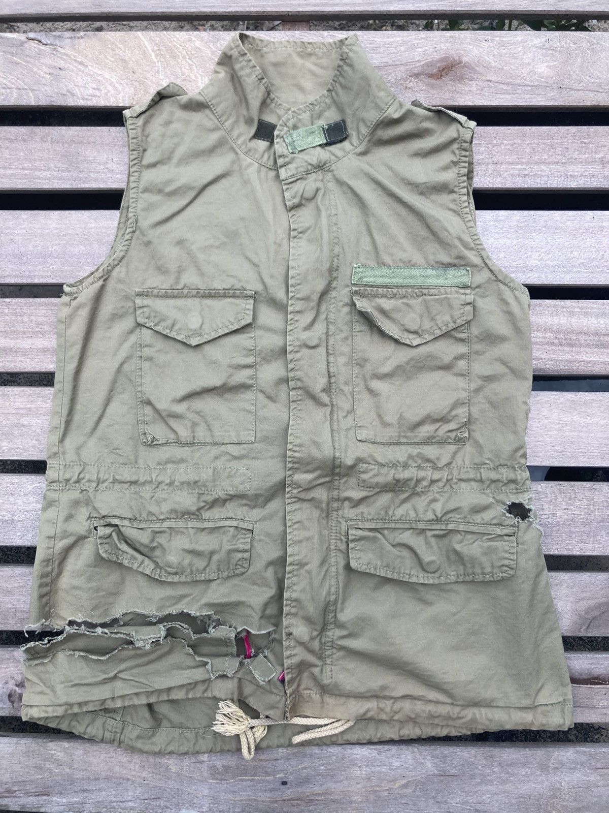 Vivienne Westwood Vivienne Westwood Anglomania Thrashed Damaged Military Vest Size S / US 4 / IT 40 - 11 Thumbnail