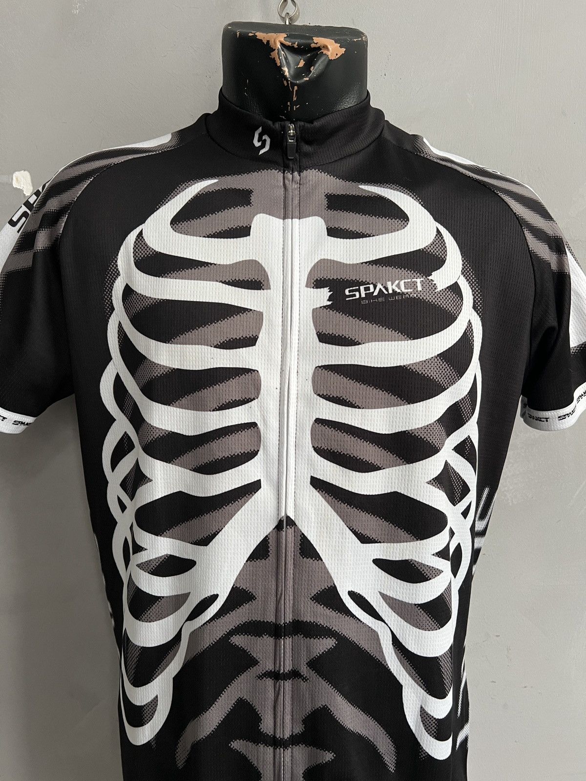 Rapha Skull T-shirt bike jersey Bike Underwear Spakct Size US XL / EU 56 / 4 - 2 Thumbnail