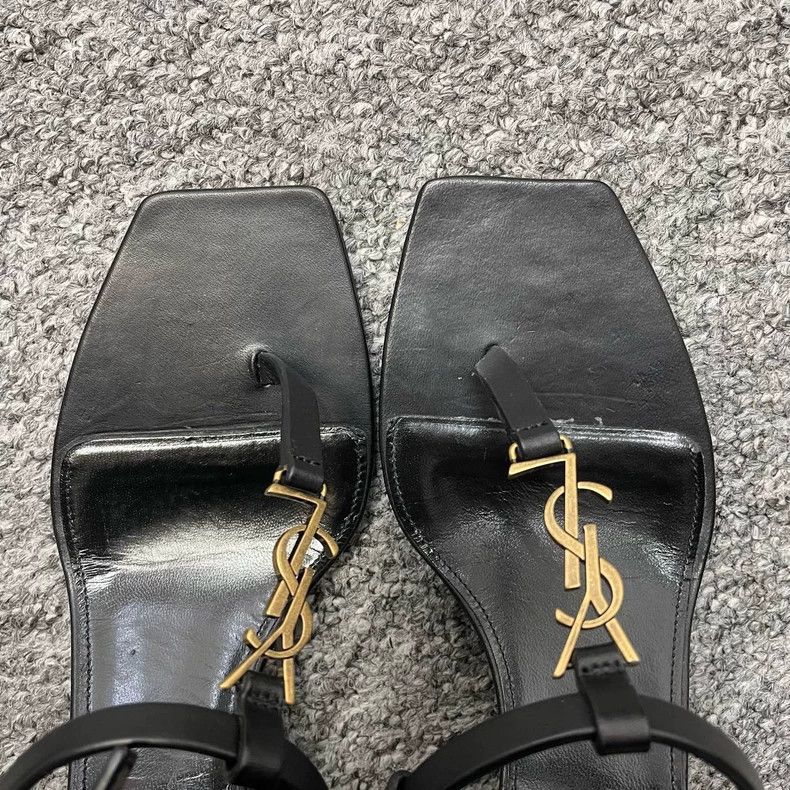 Saint Laurent Paris Saint Laurent Paris Leather gold-tone monogrammed square-t Size US 6.5 / IT 36.5 - 3 Thumbnail