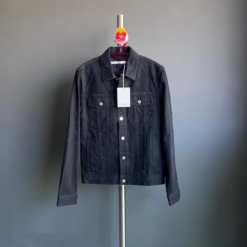 Givenchy Givenchy Black Denim Jacket for Men 0089 Size US S / EU 44-46 / 1 - 1 Thumbnail