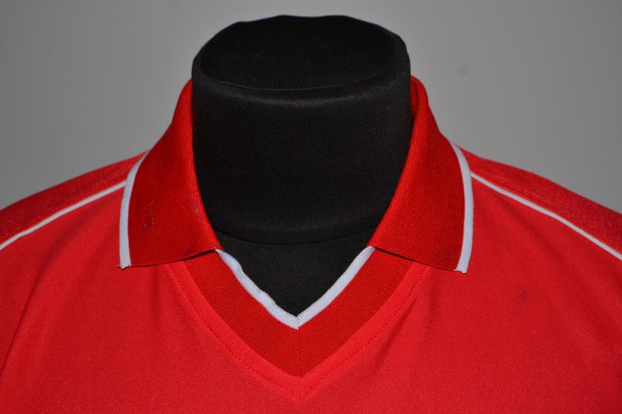 Reebok REEBOK LIVERPOOL ENGLAND 2000/2002 HOME FOOTBAL SHIRT JERSEY Size US XL / EU 56 / 4 - 2 Thumbnail