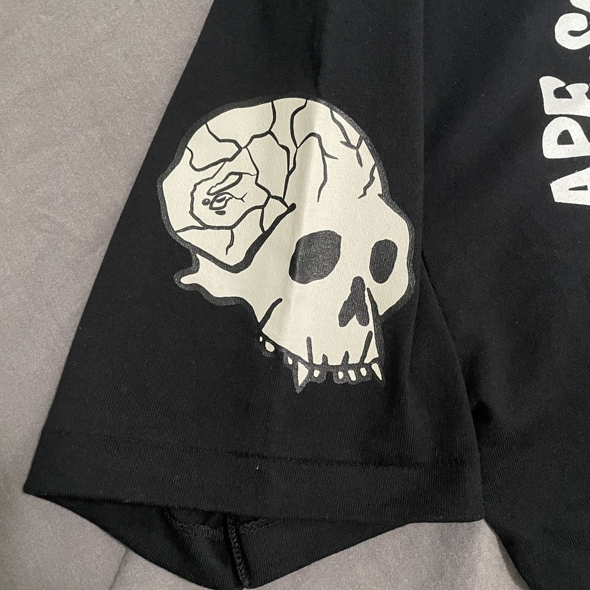 Bape A Bathing Ape Skull Motif Tee 2024 FW M Size US M / EU 48-50 / 2 - 7 Thumbnail