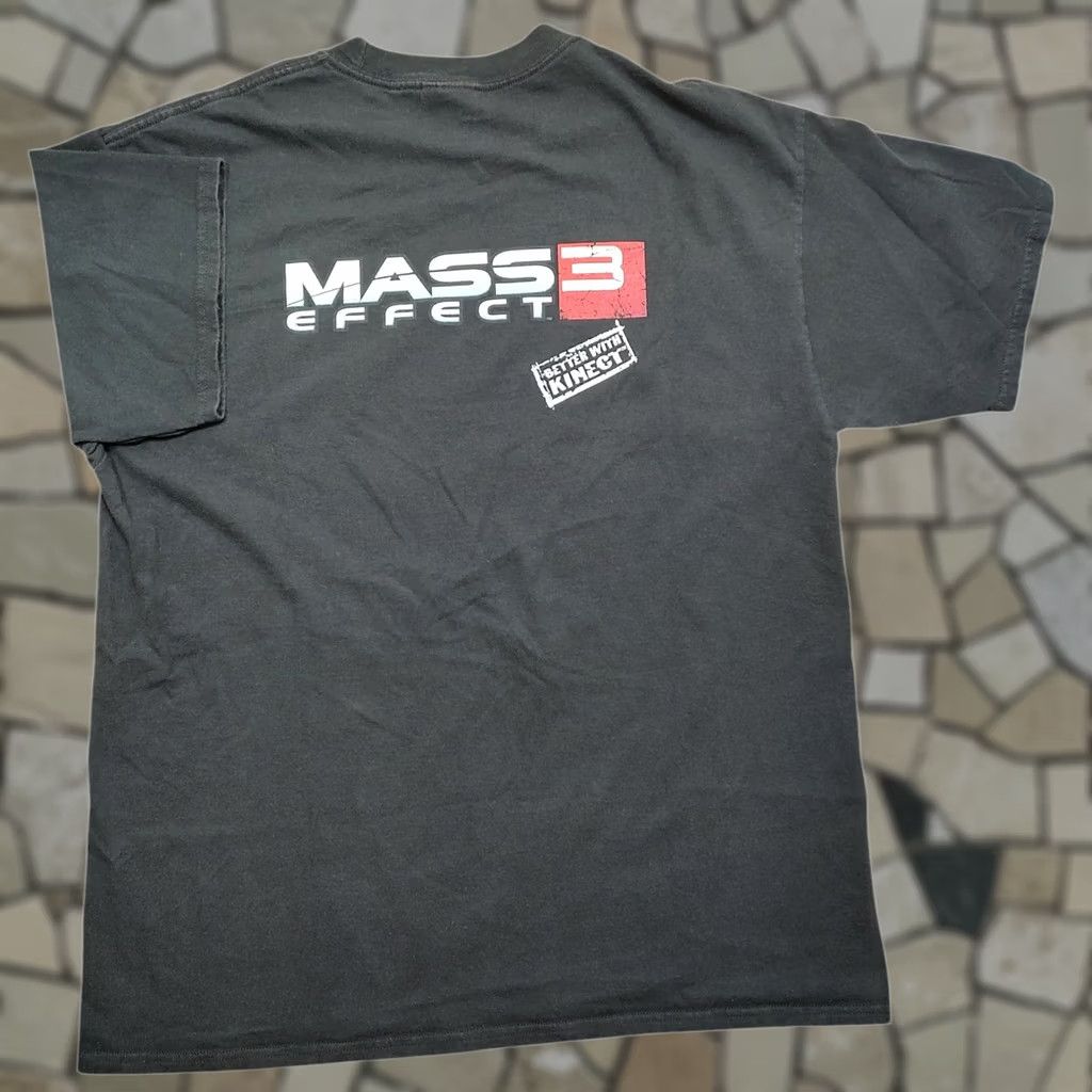 Port & Company Mass Effect 3 Xbox 360 GameStop Promo Black Graphic T Shirt Adult Large Mens Size US L / EU 52-54 / 3 - 1 Thumbnail