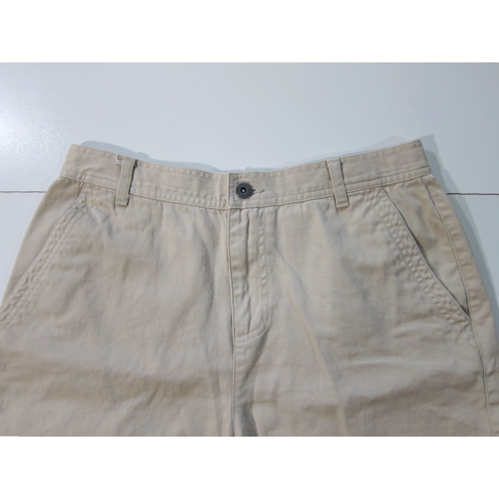 Liz Claiborne Vintage Liz Claiborne Beige Cotton High Rise Waist Flat Front Chino Short 10/L Size 30" / US 8 / IT 44 - 5 Thumbnail