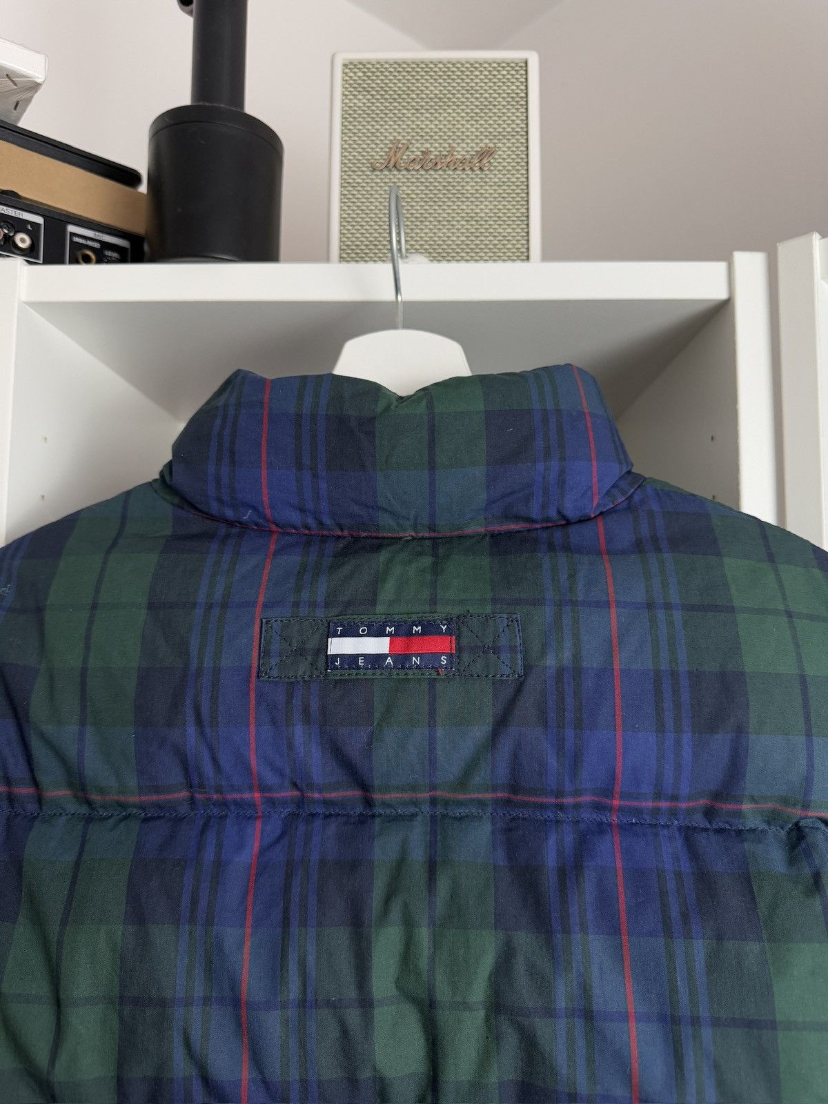 Designer × Tommy Hilfiger × Tommy Jeans Tommy Jeans checked tartan boxy down puffer jacket S deisgner Size S / US 4 / IT 40 - 4 Thumbnail