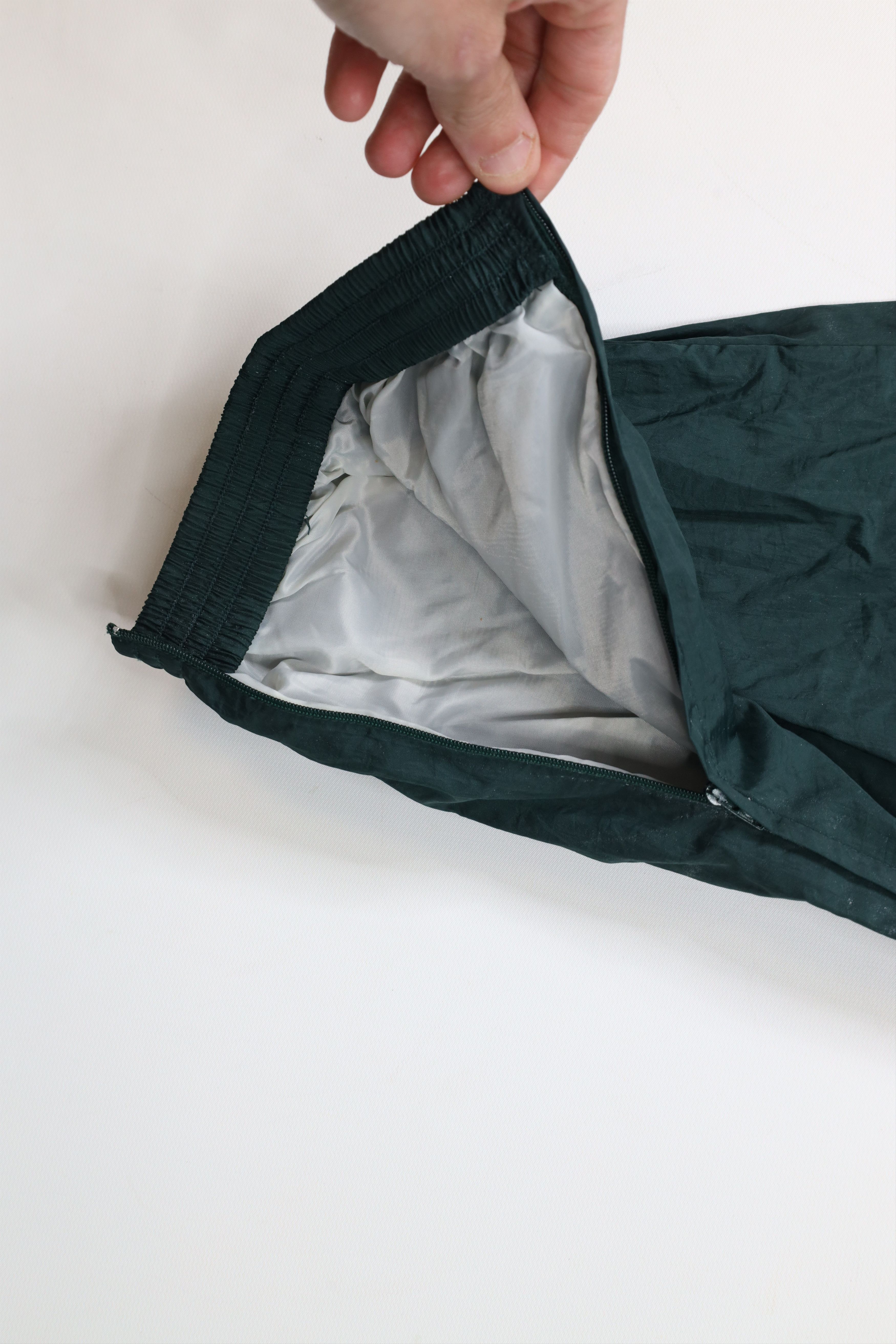 Vintage Vintage 90s Streetwear Nylon Joggers Jogger Pants Green Size US 36 / EU 52 - 5 Thumbnail